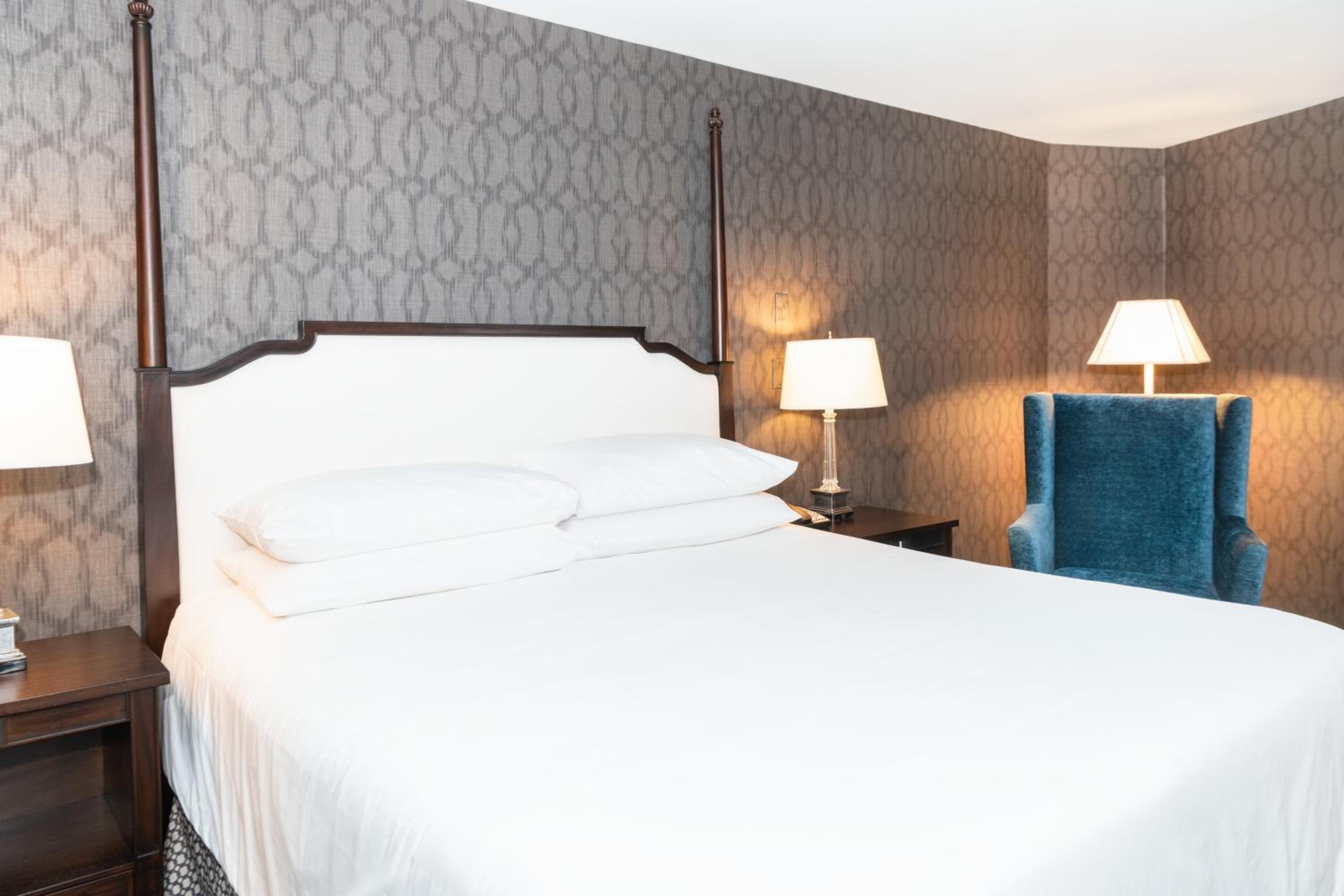 Suite - Photo 3