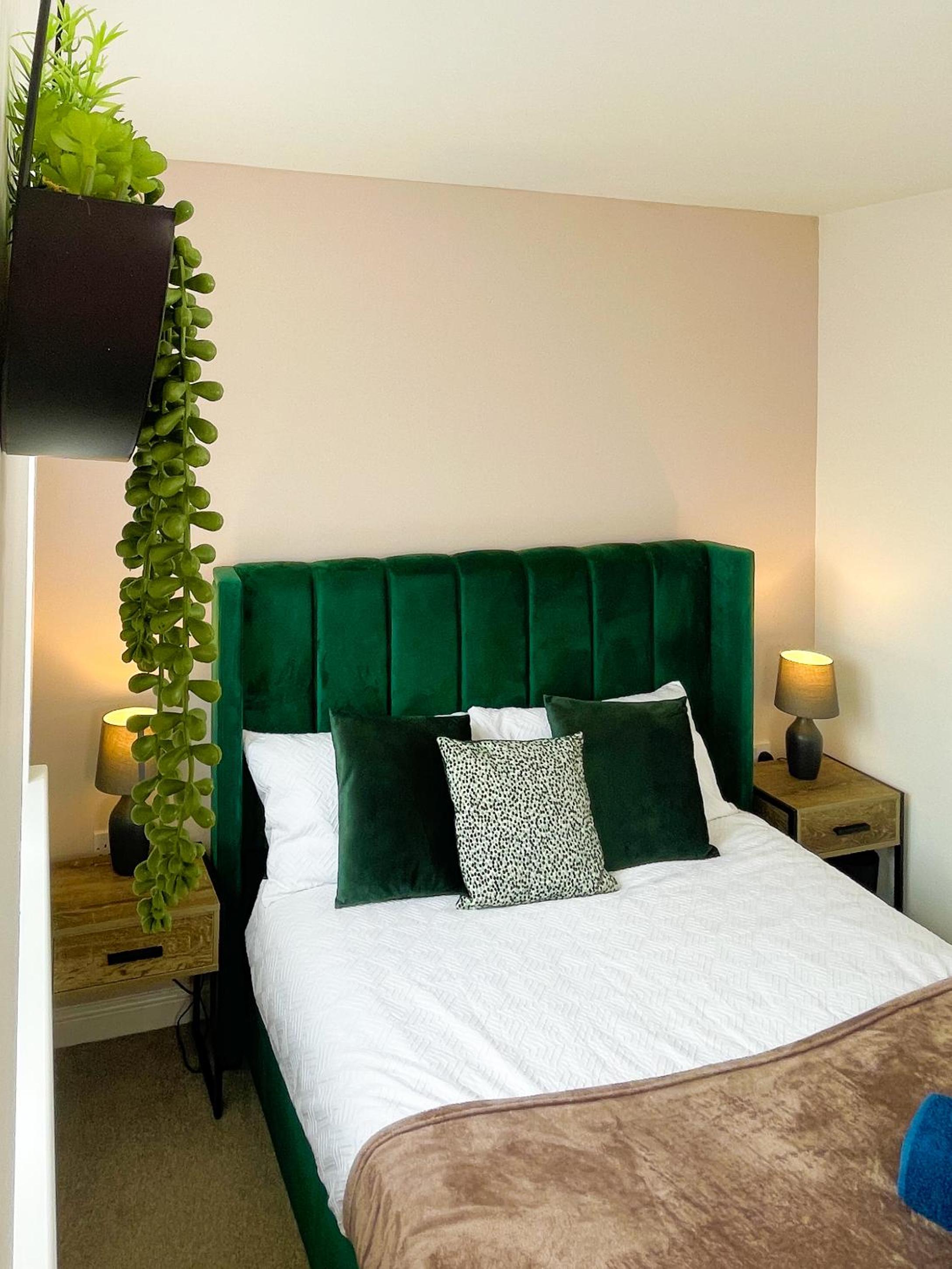 Three-Bedroom House photo 1