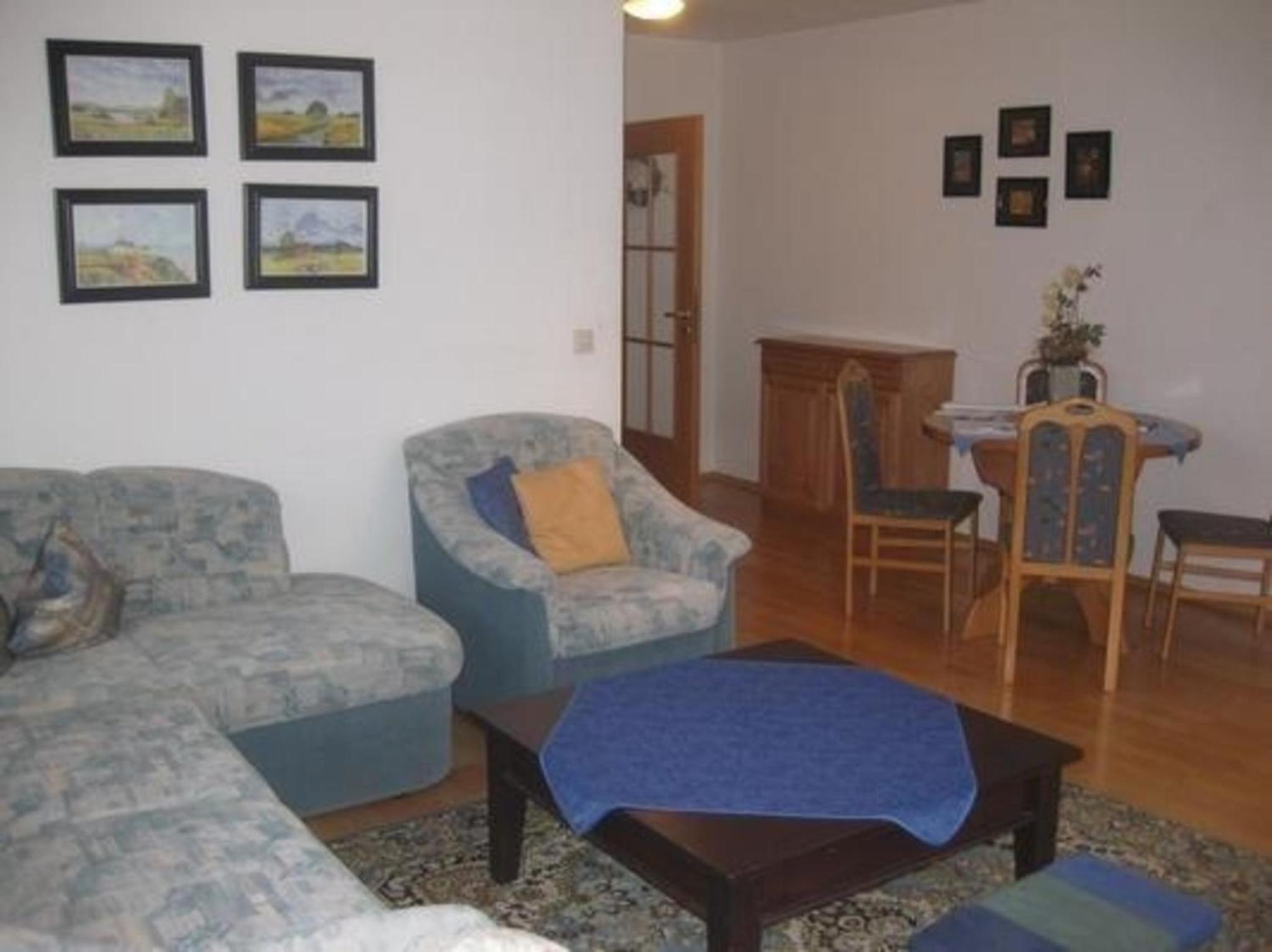 One-Bedroom Apartment photo 1