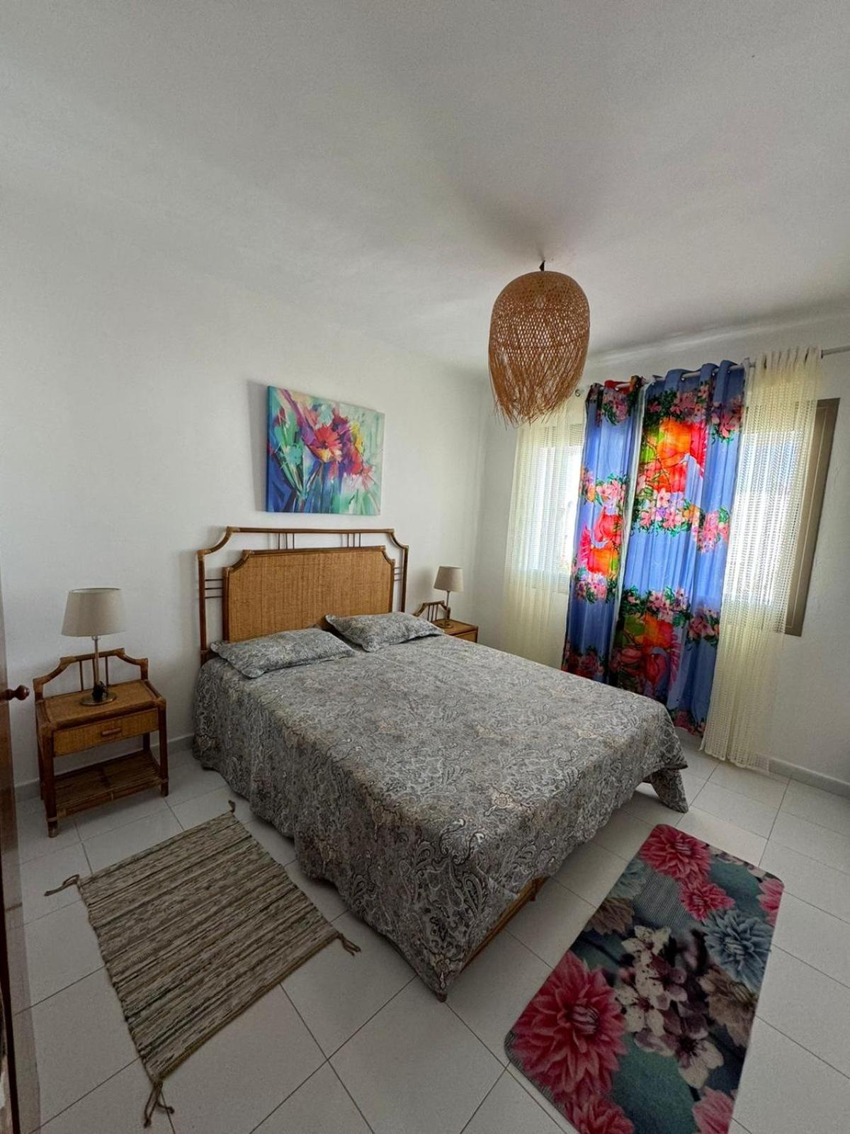 Three-Bedroom Apartment photo 2