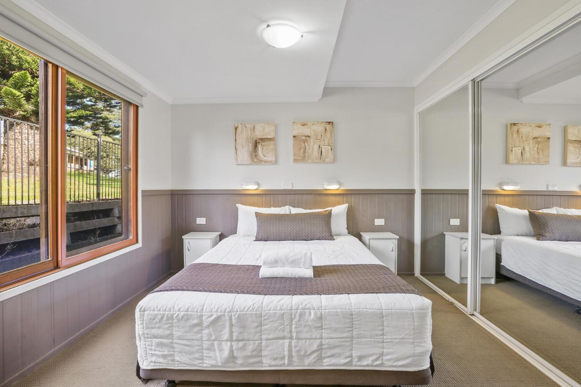 2 Bedroom Pearly Shells Room  photo 2
