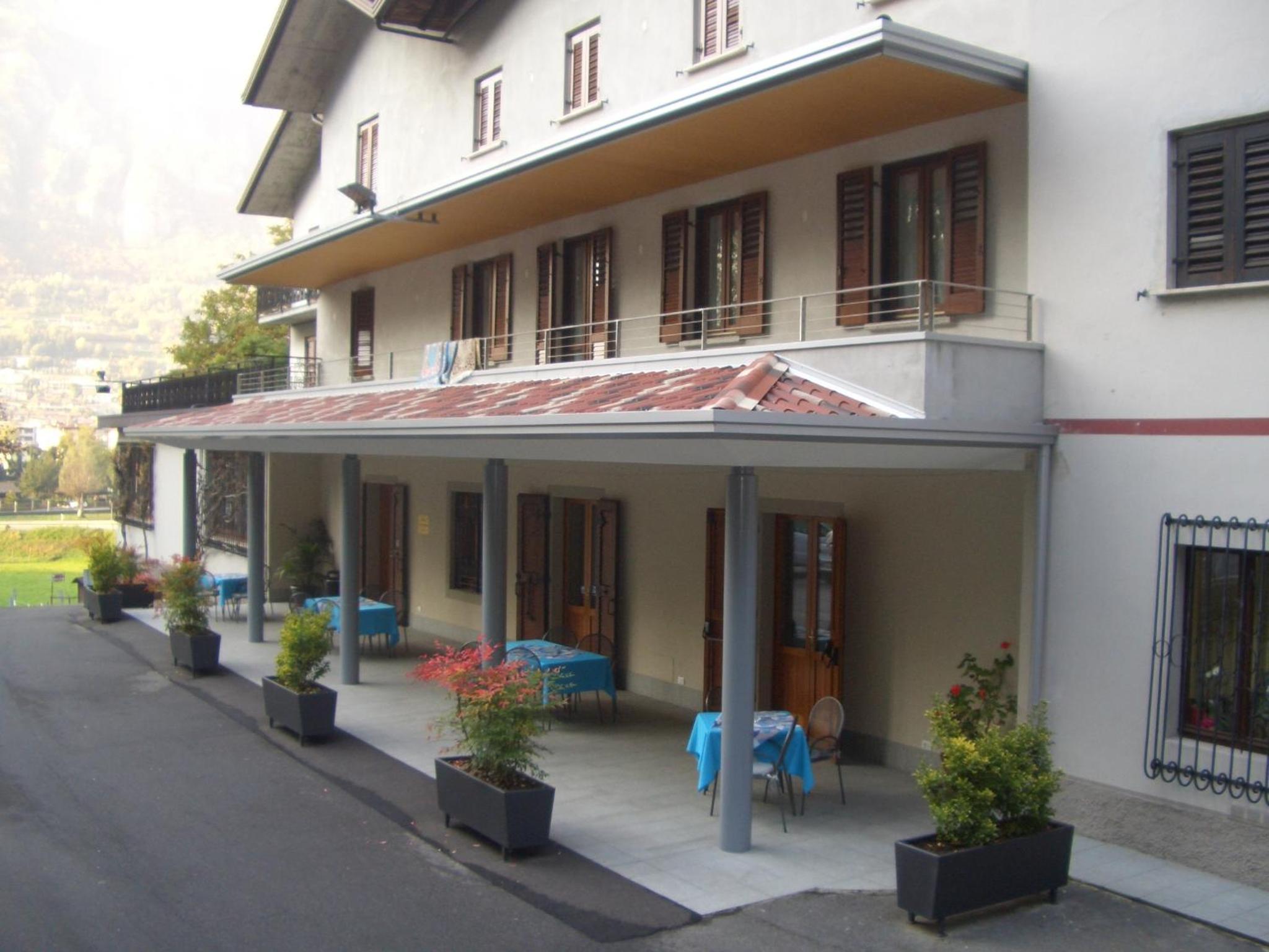 Double or Twin Room with Private Bathroom photo 2