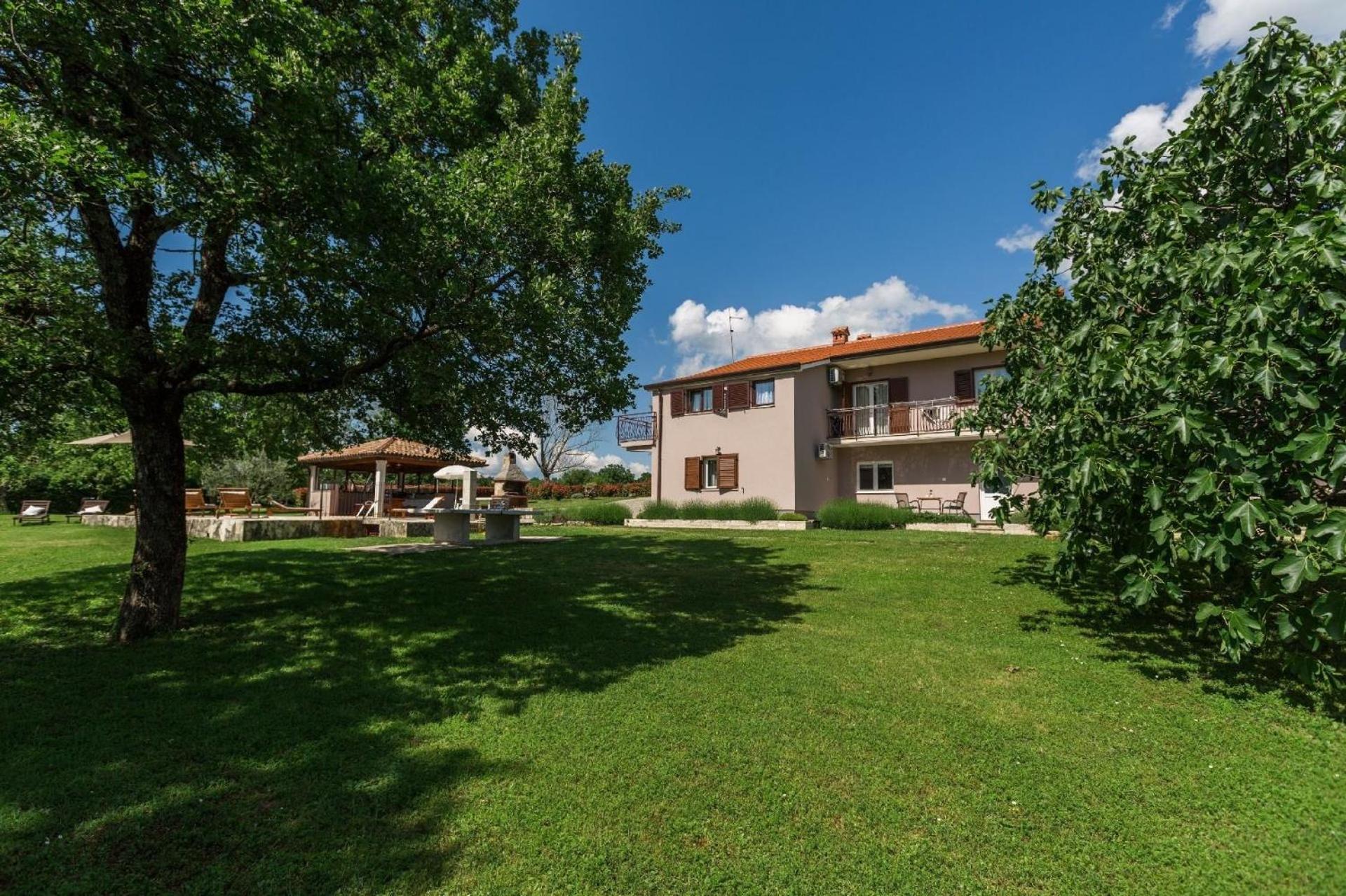 Holiday Home photo 2