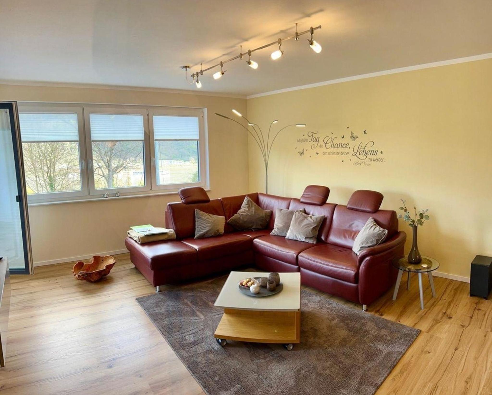 Apartment photo 2