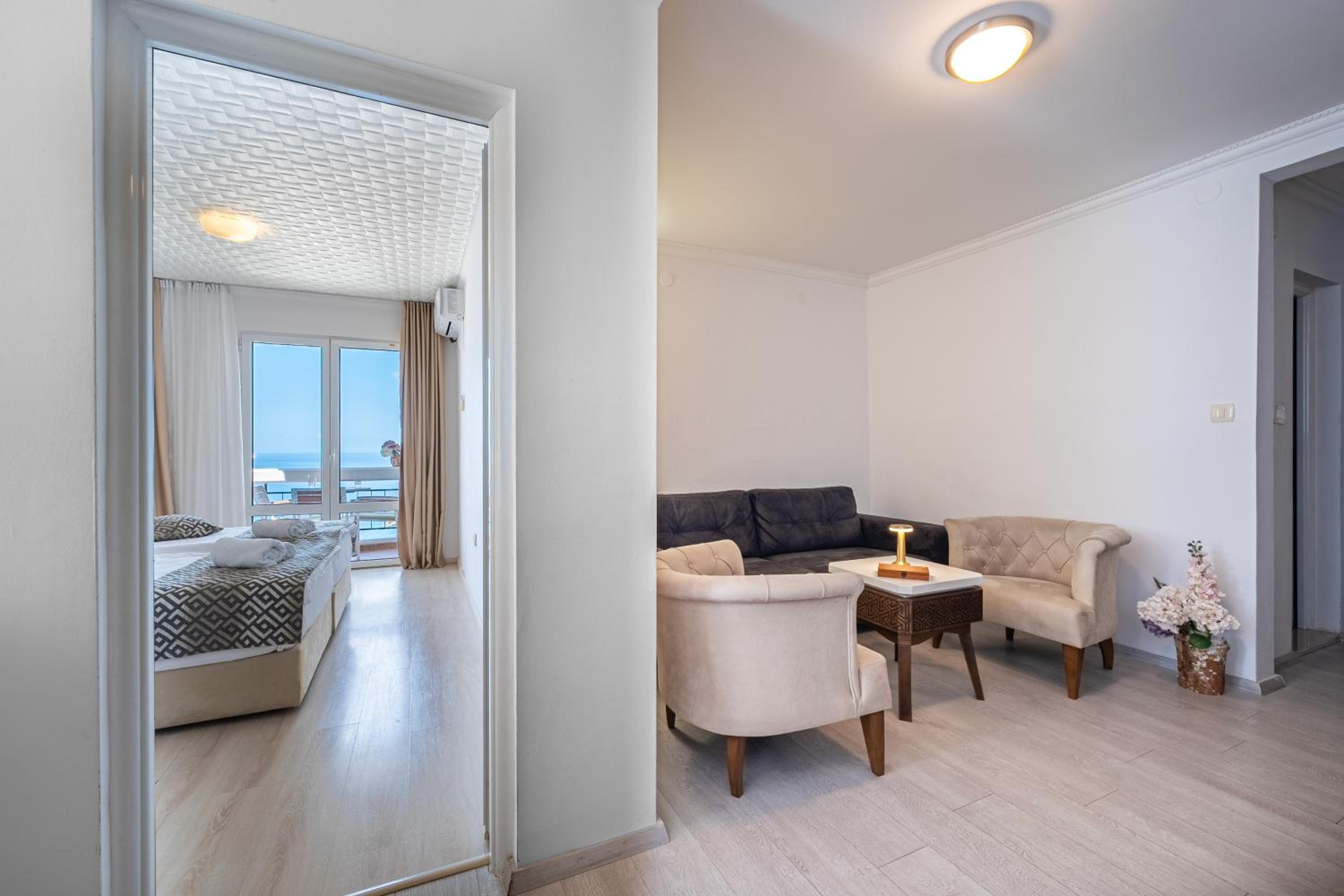Superior Suite with Sea View