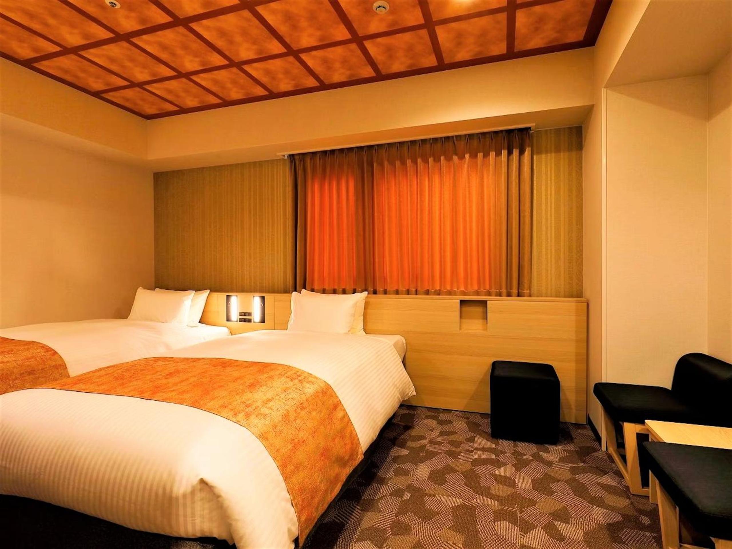 Superior Twin Room - Non Smoking - Photo 17