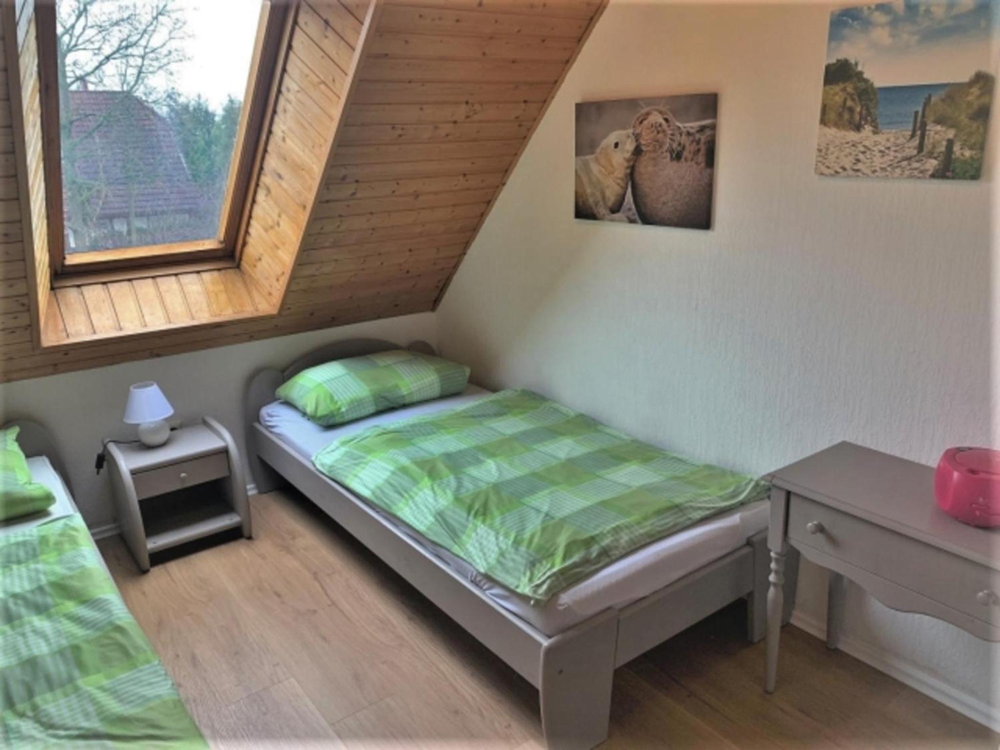 Three-Bedroom Vacation Home  photo 2