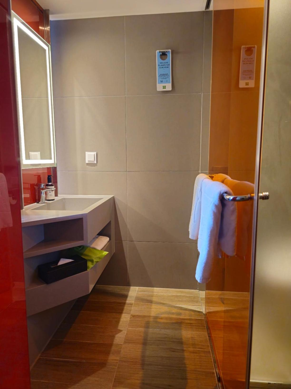 Deluxe Double Room - Photo 7