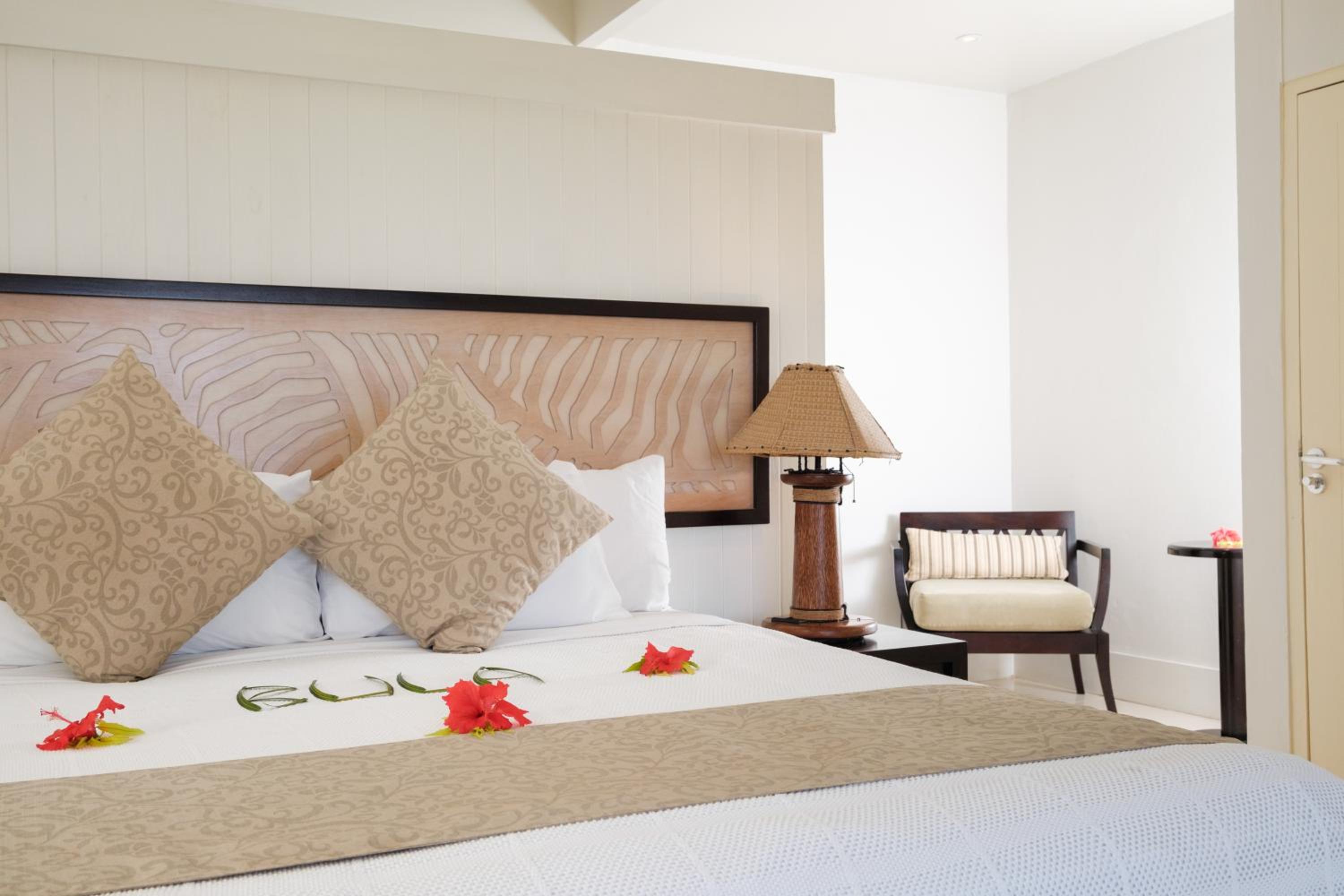 Deluxe Beach Front Bure - Photo 6