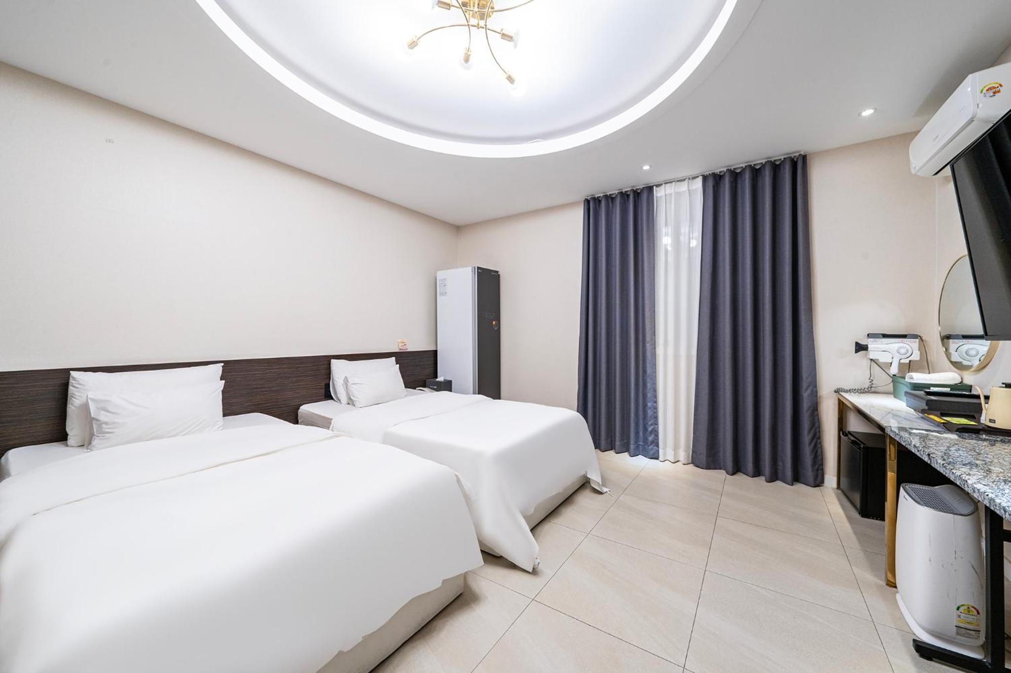 Superior Twin Room - 2 Single Bed
