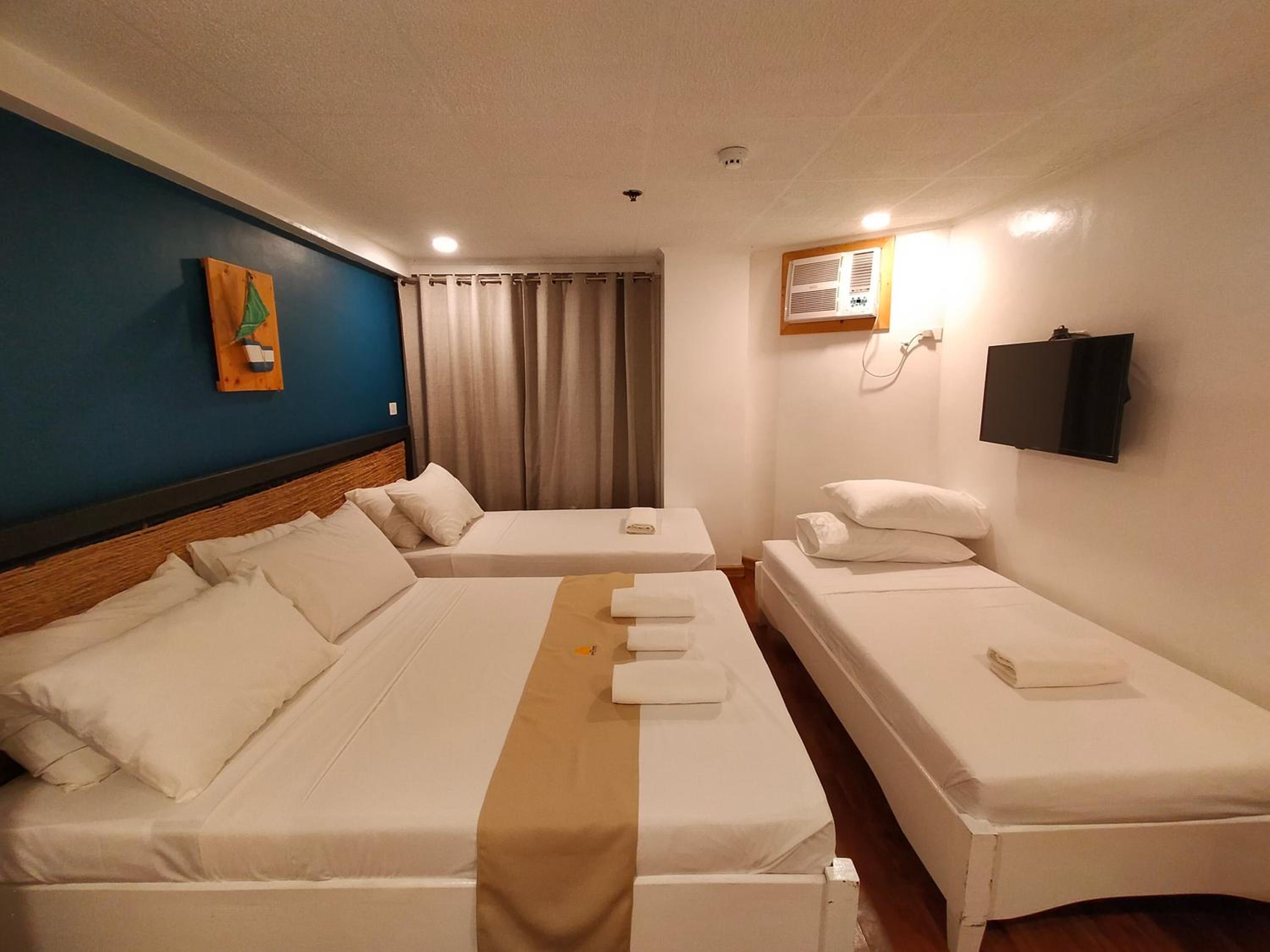Standard Family Room - Photo 1