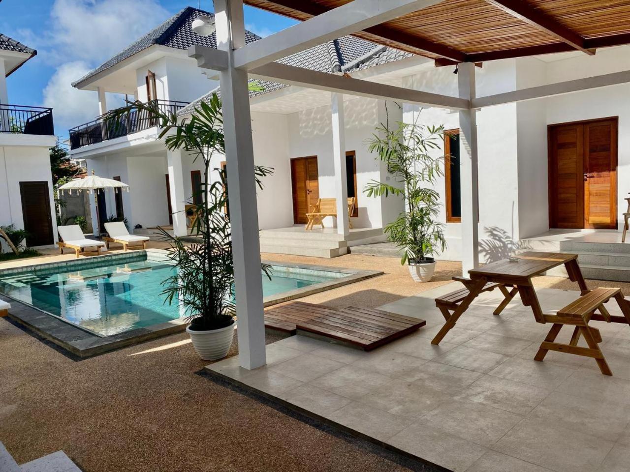 Room with Shared Pool - Photo 30