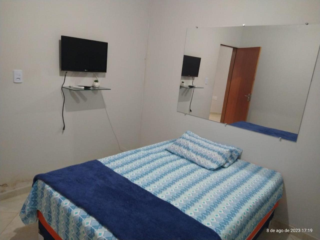 One-Bedroom Apartment photo 3