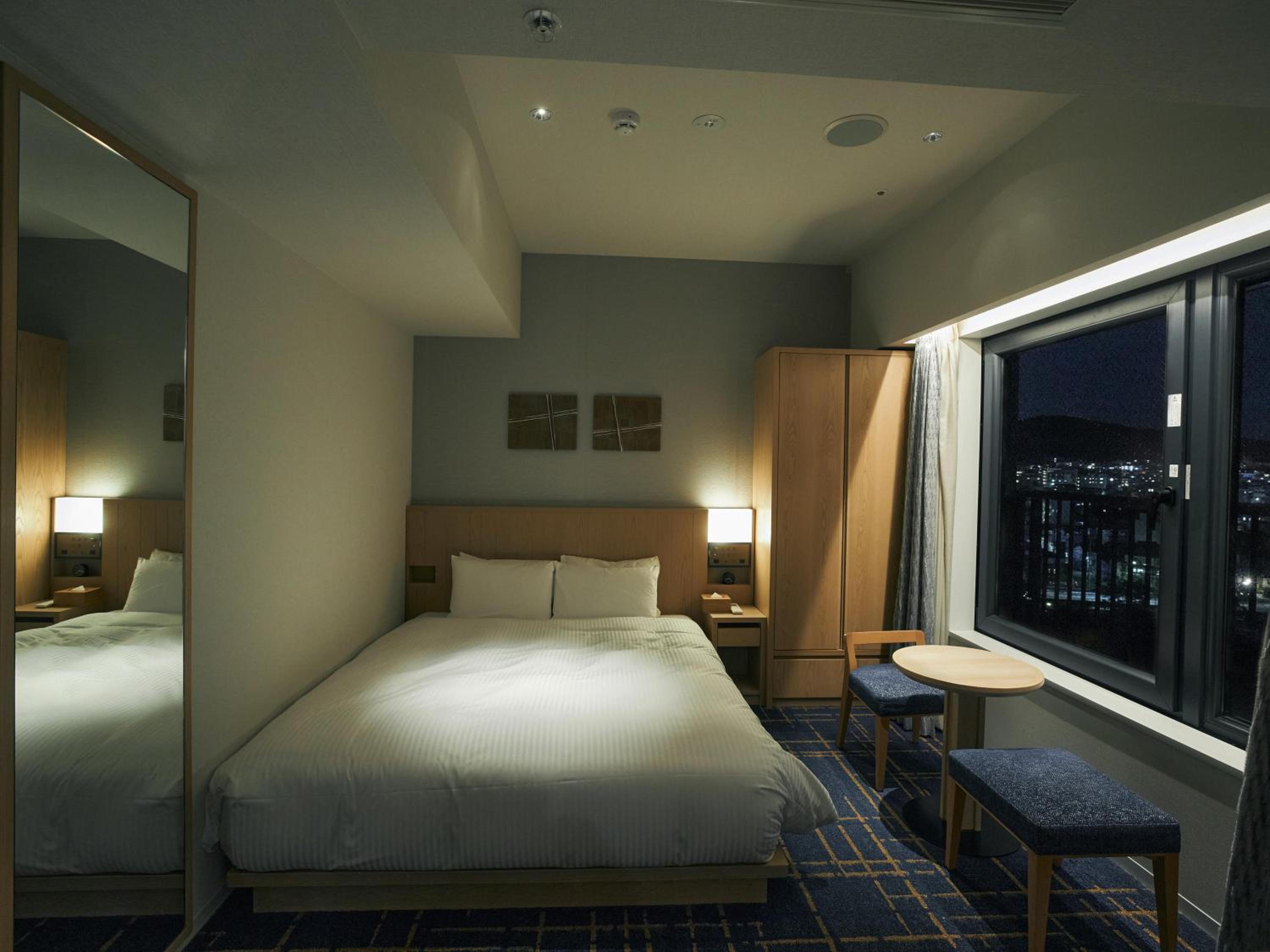 Standard Double Room - Non-Smoking - Photo 4