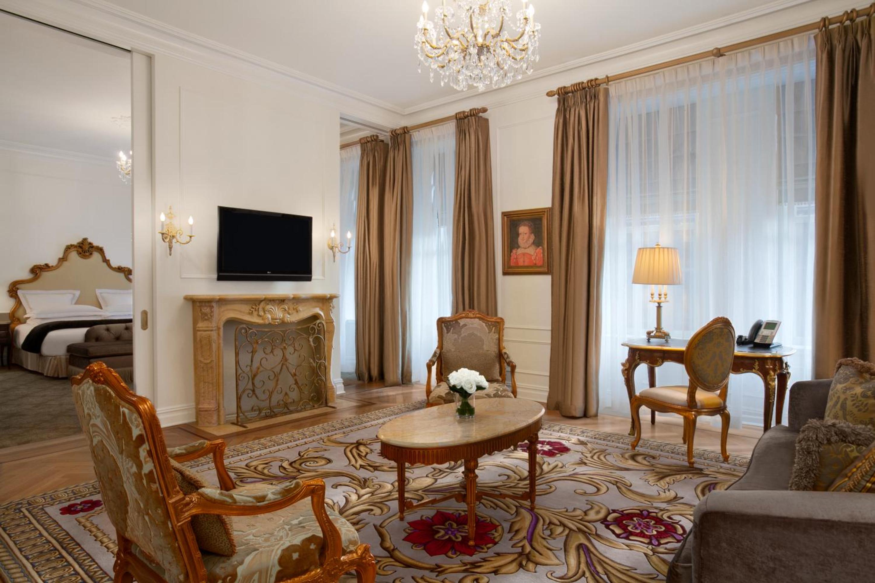 Edwardian Suite thumbnail 5