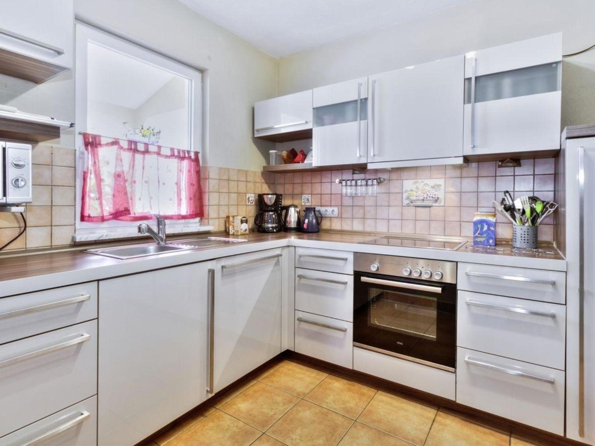 Four-Bedroom Vacation Home photo 2