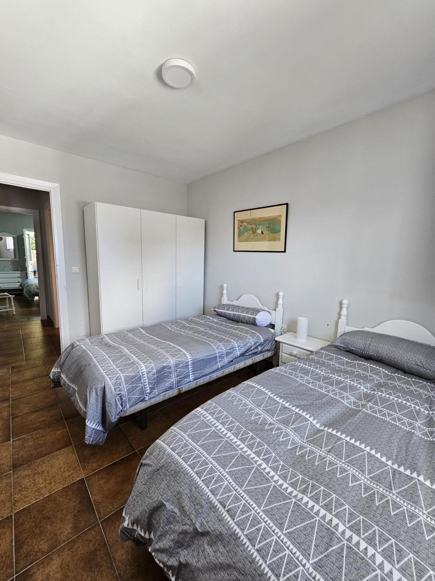 Casa de tres habitaciones