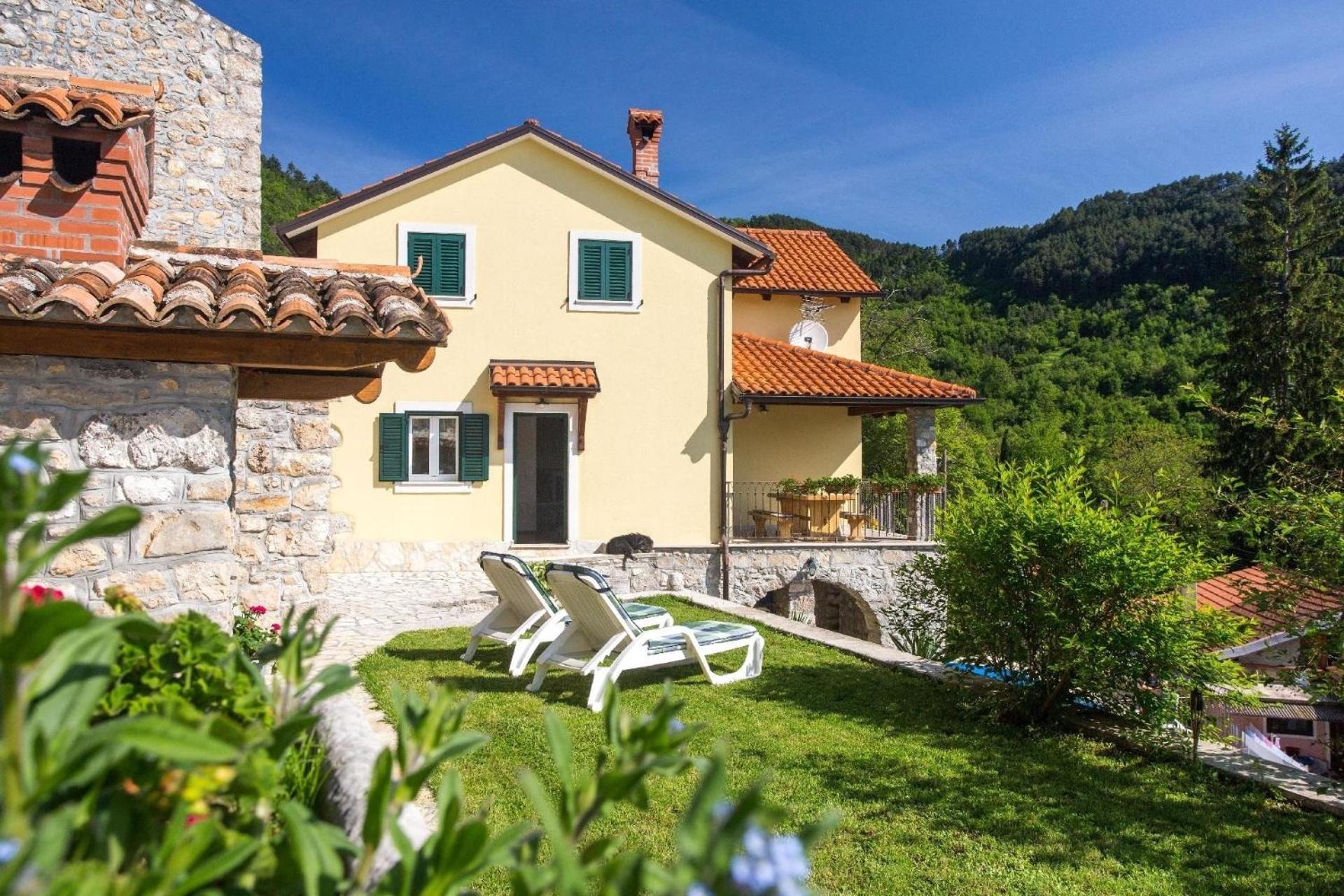Five-Bedroom Holiday Home photo 2