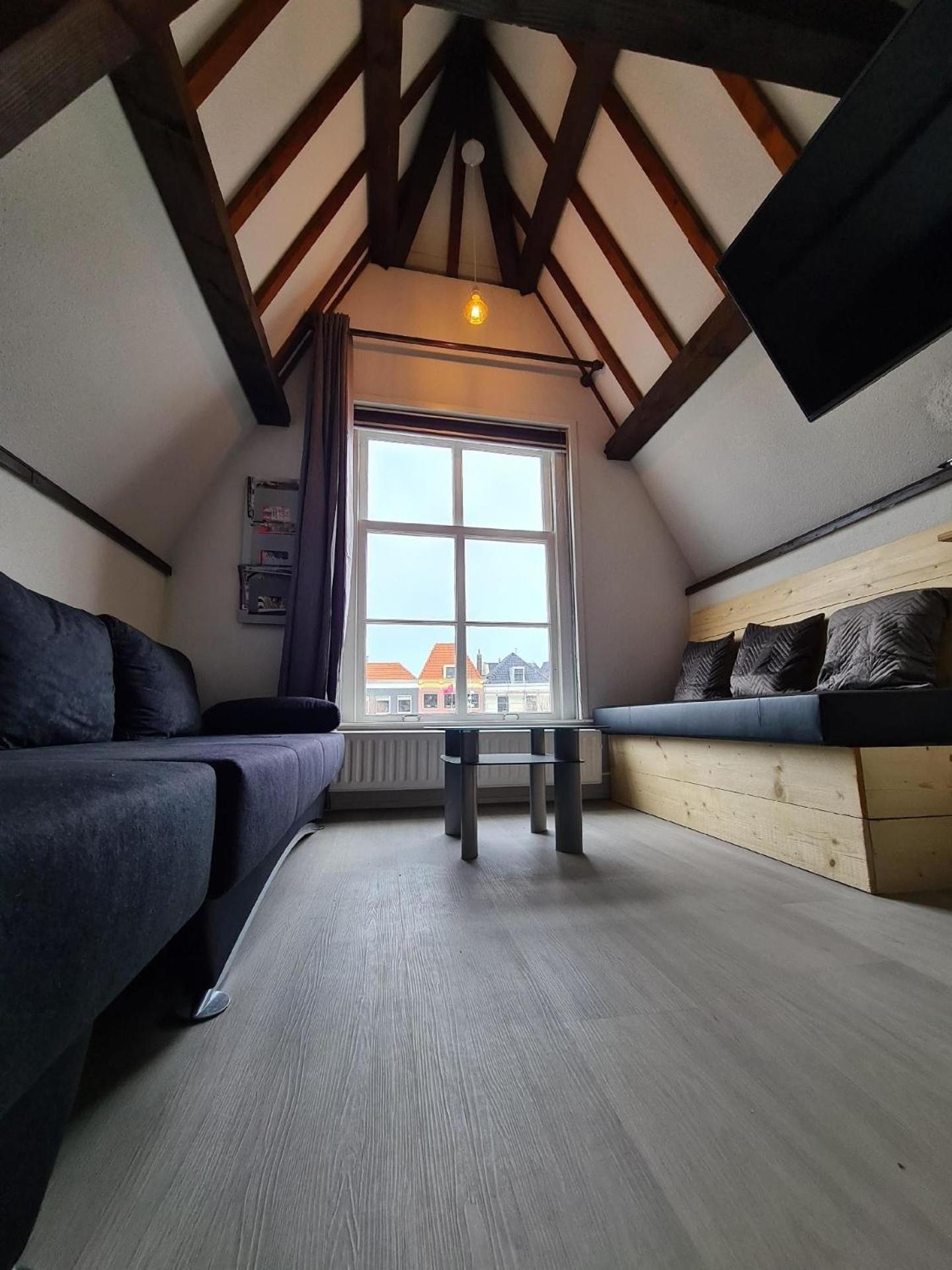 Eight-Bedroom Holiday Home photo 1