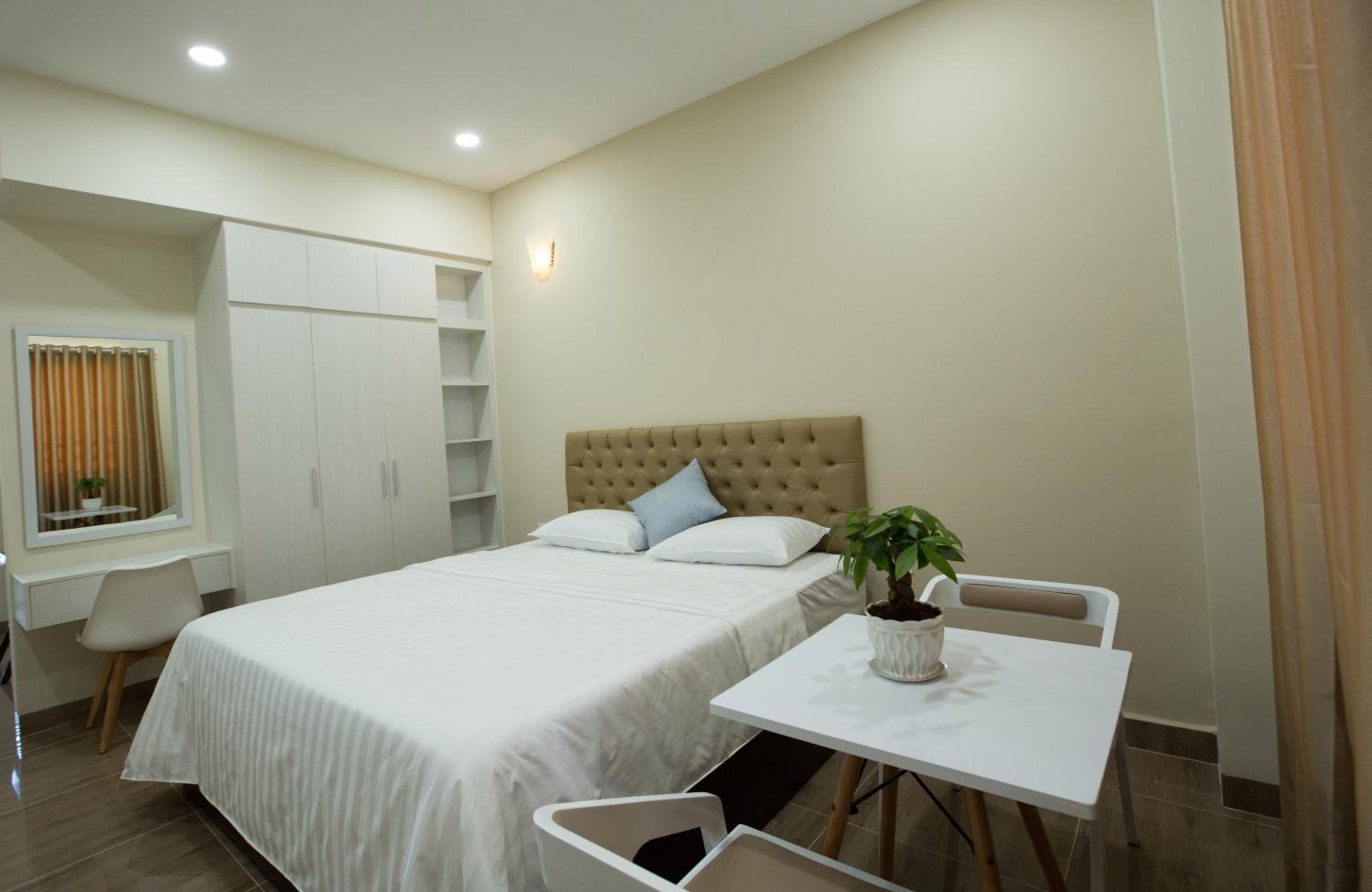Large Double Room