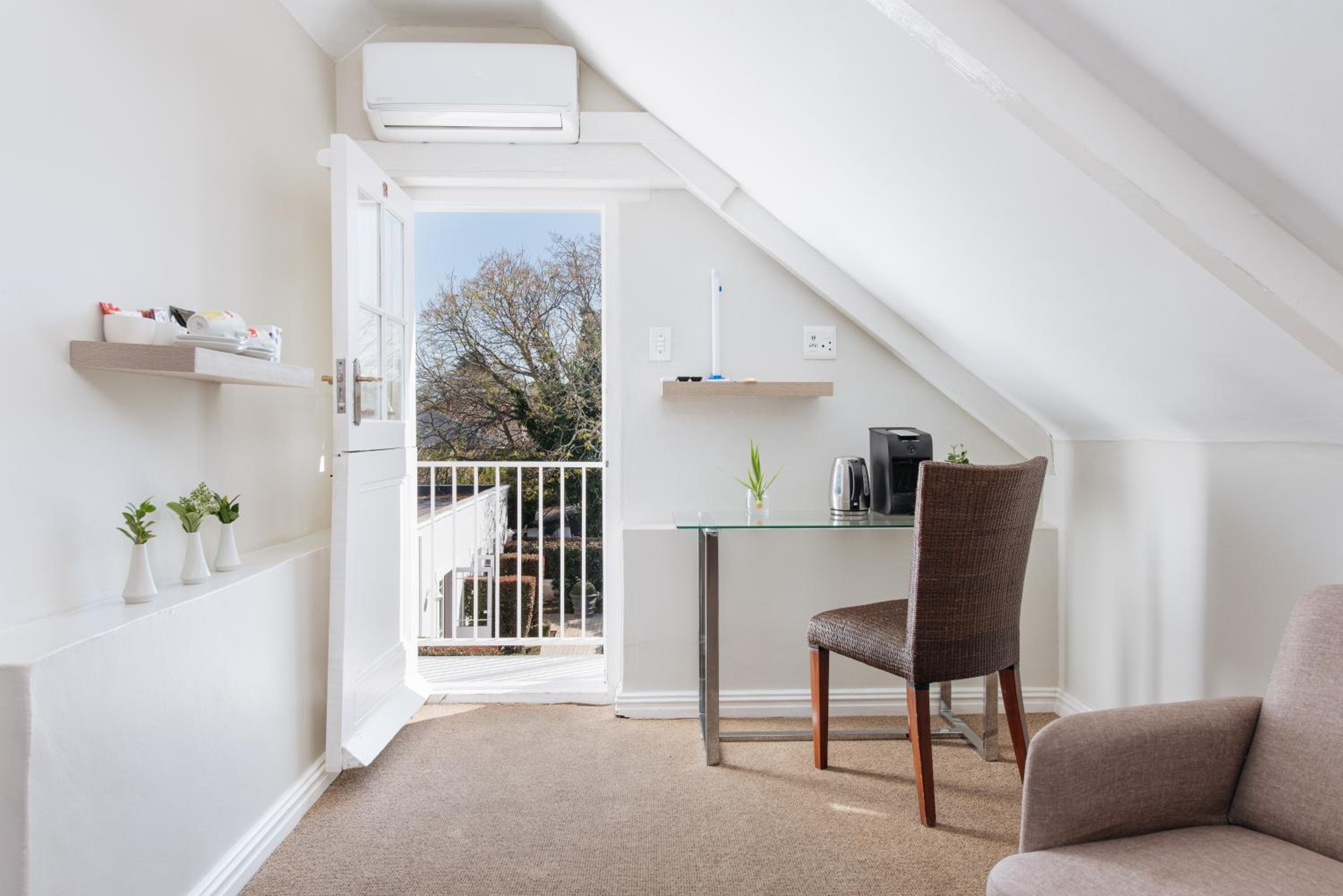 Loft Studio Room - Photo 3