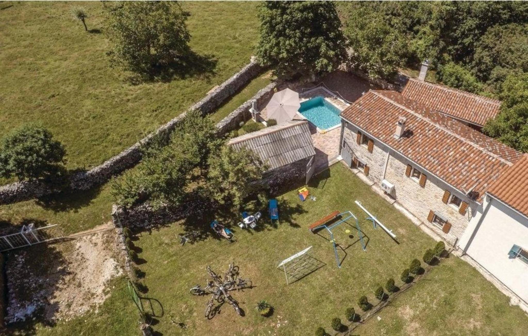 Holiday Home photo 2