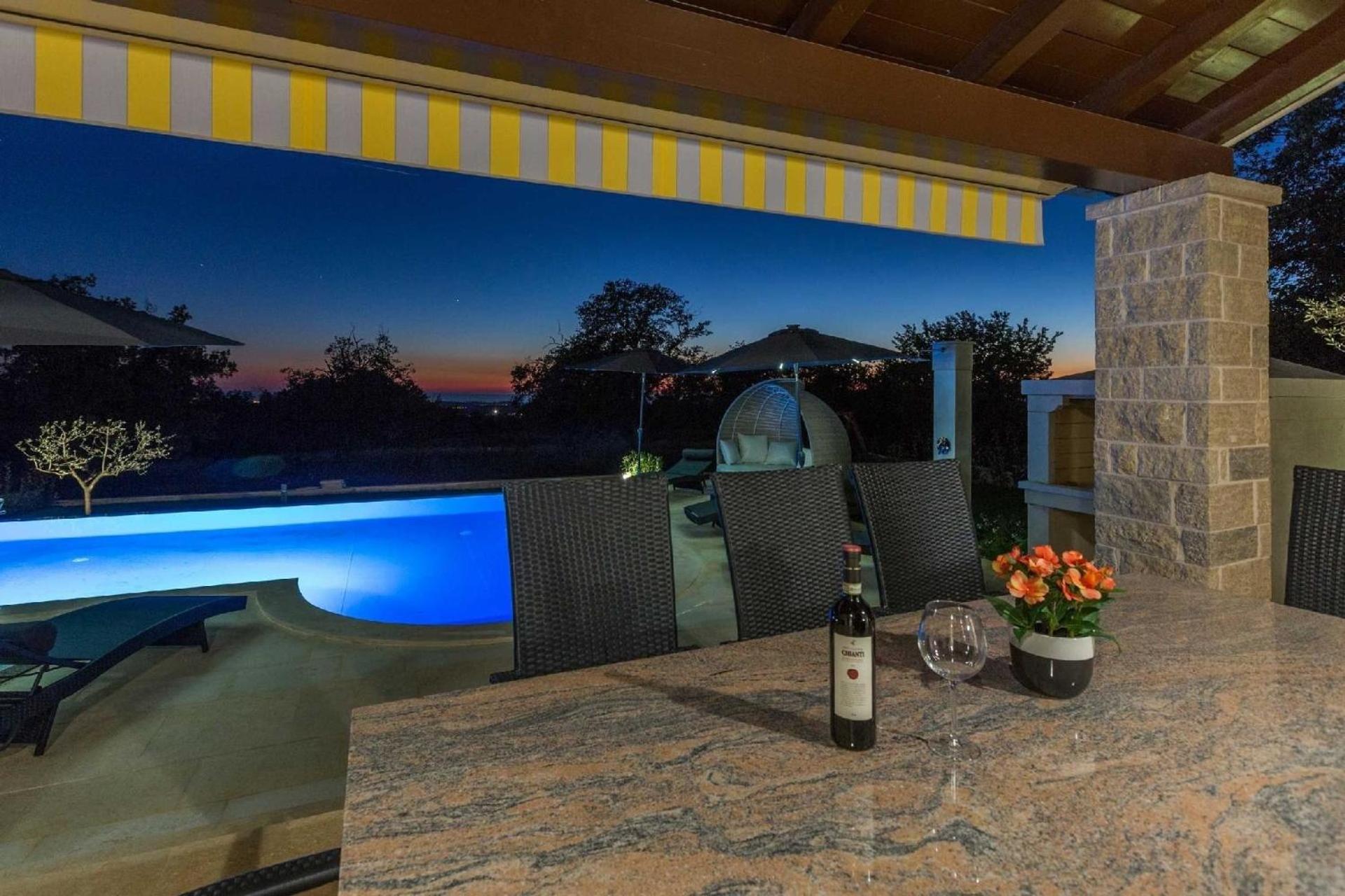 Four-Bedroom Vacation Home photo 3