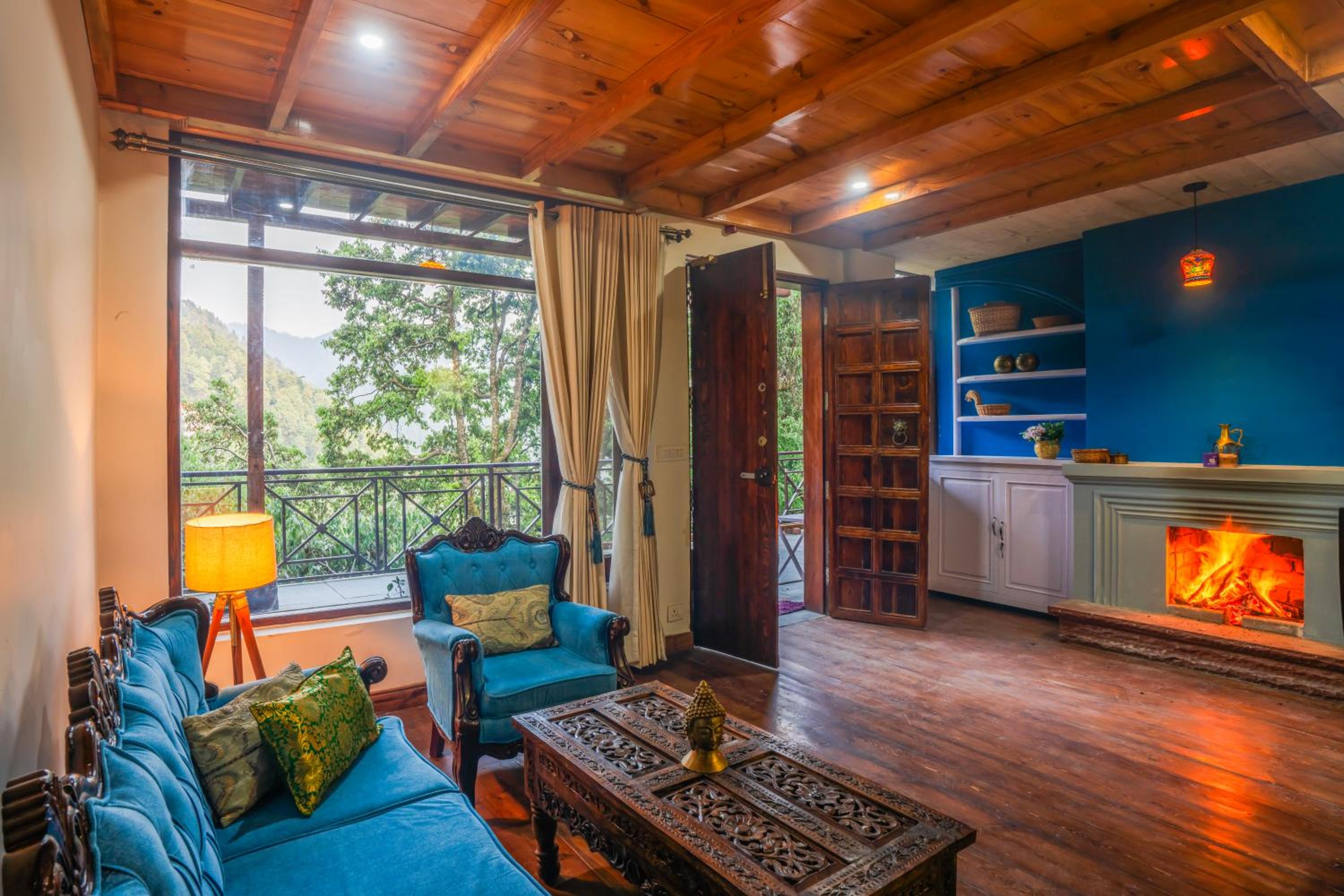 Junior Suite With Mountain View