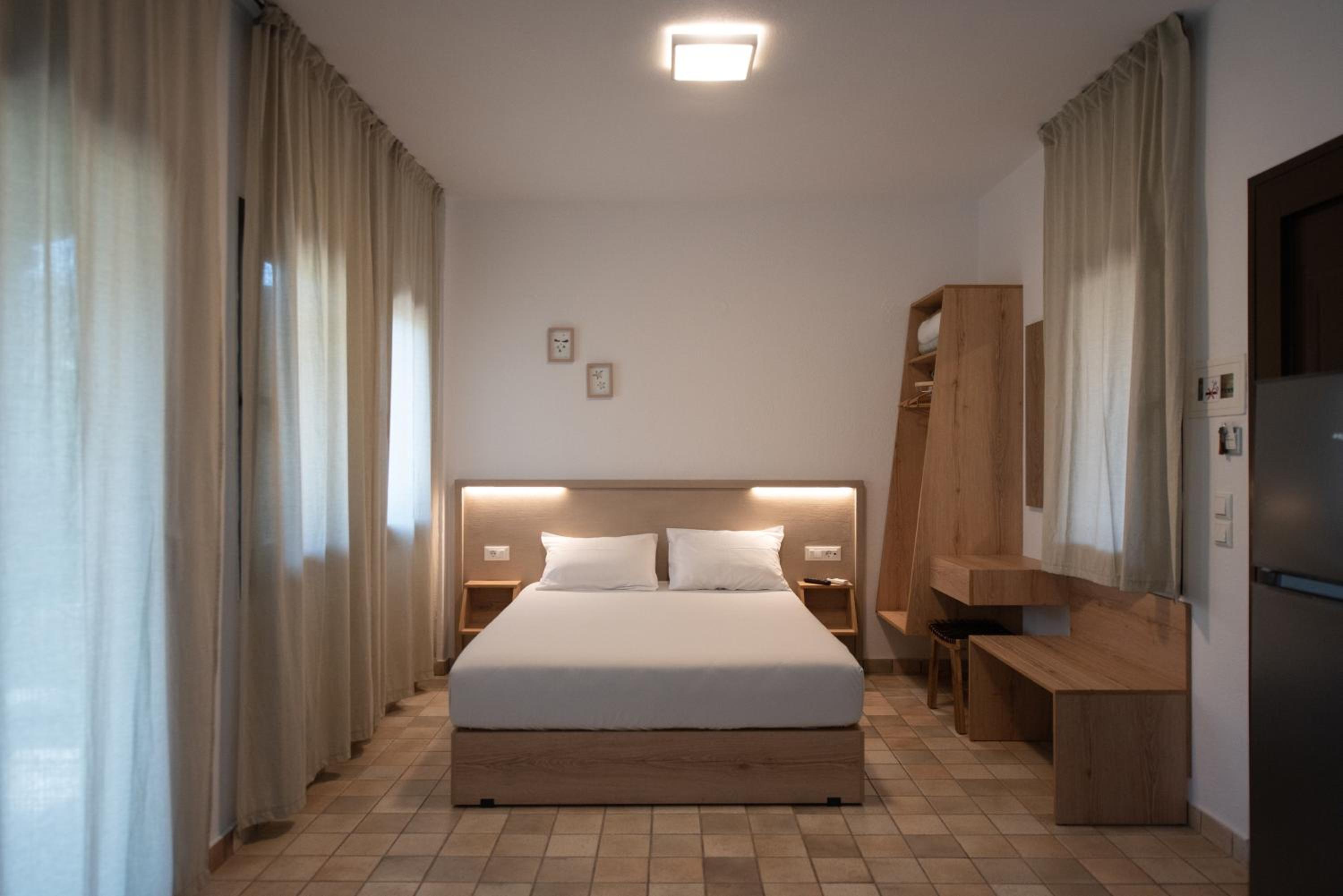 Large Double Room