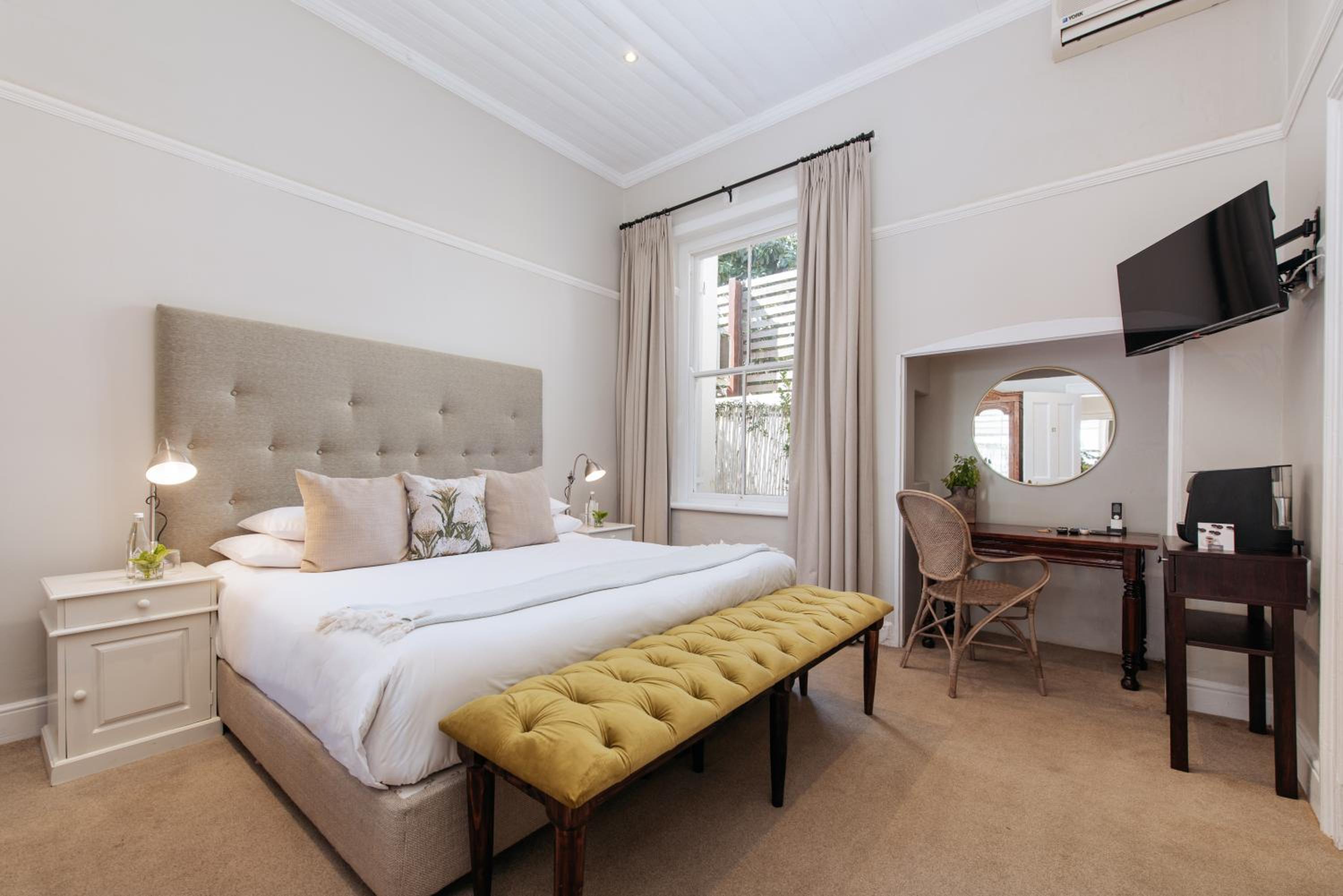 Standard  Room - Photo 5