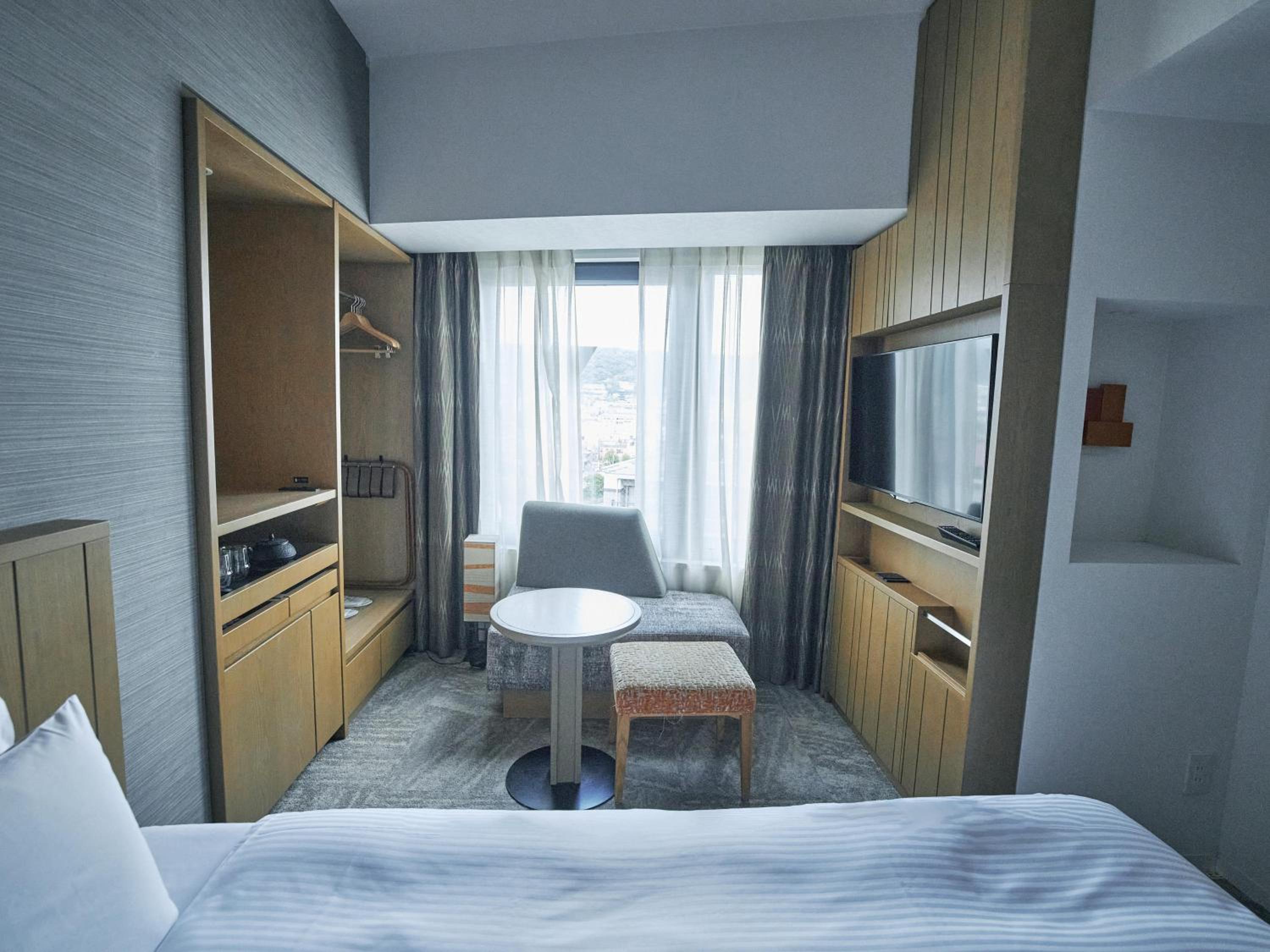 Superior Twin Room - Non-Smoking - Photo 8
