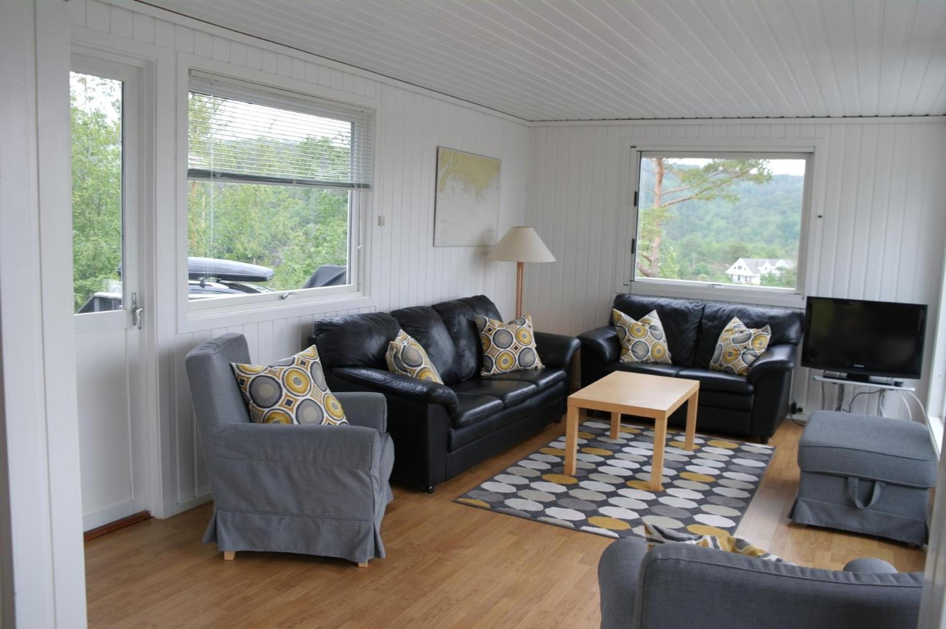 Four-Bedroom House photo 2