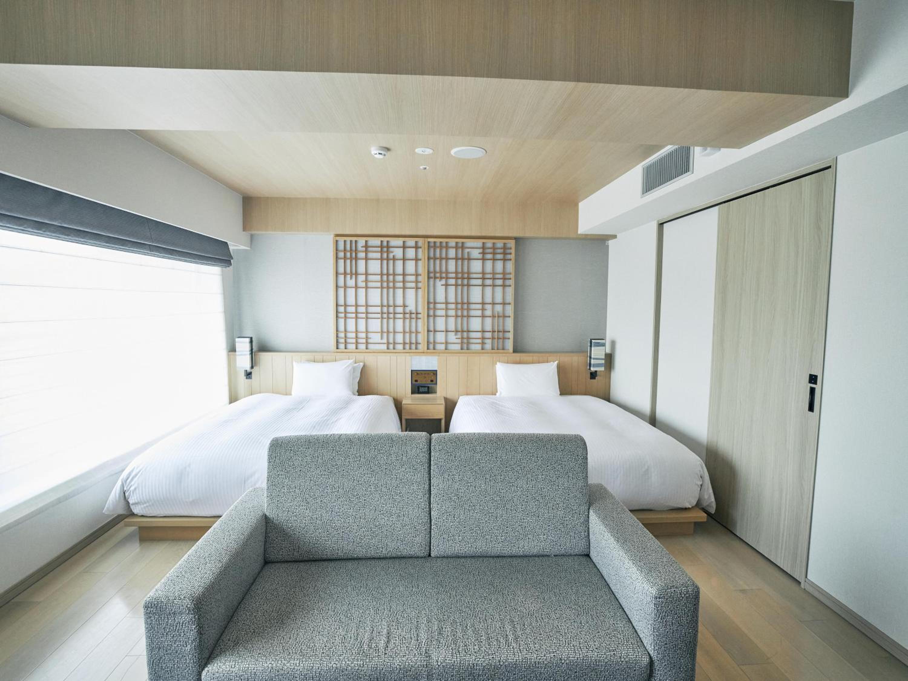 Grand Twin Room - Non-Smoking - Photo 1