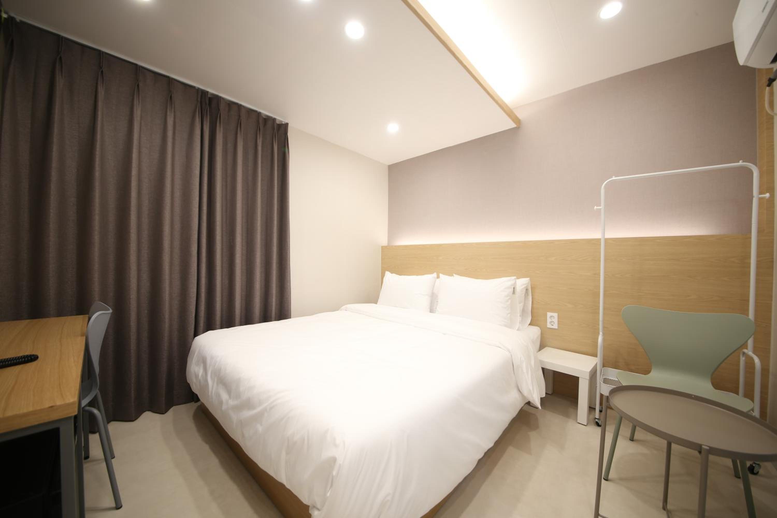 Deluxe Double Room - Photo 1