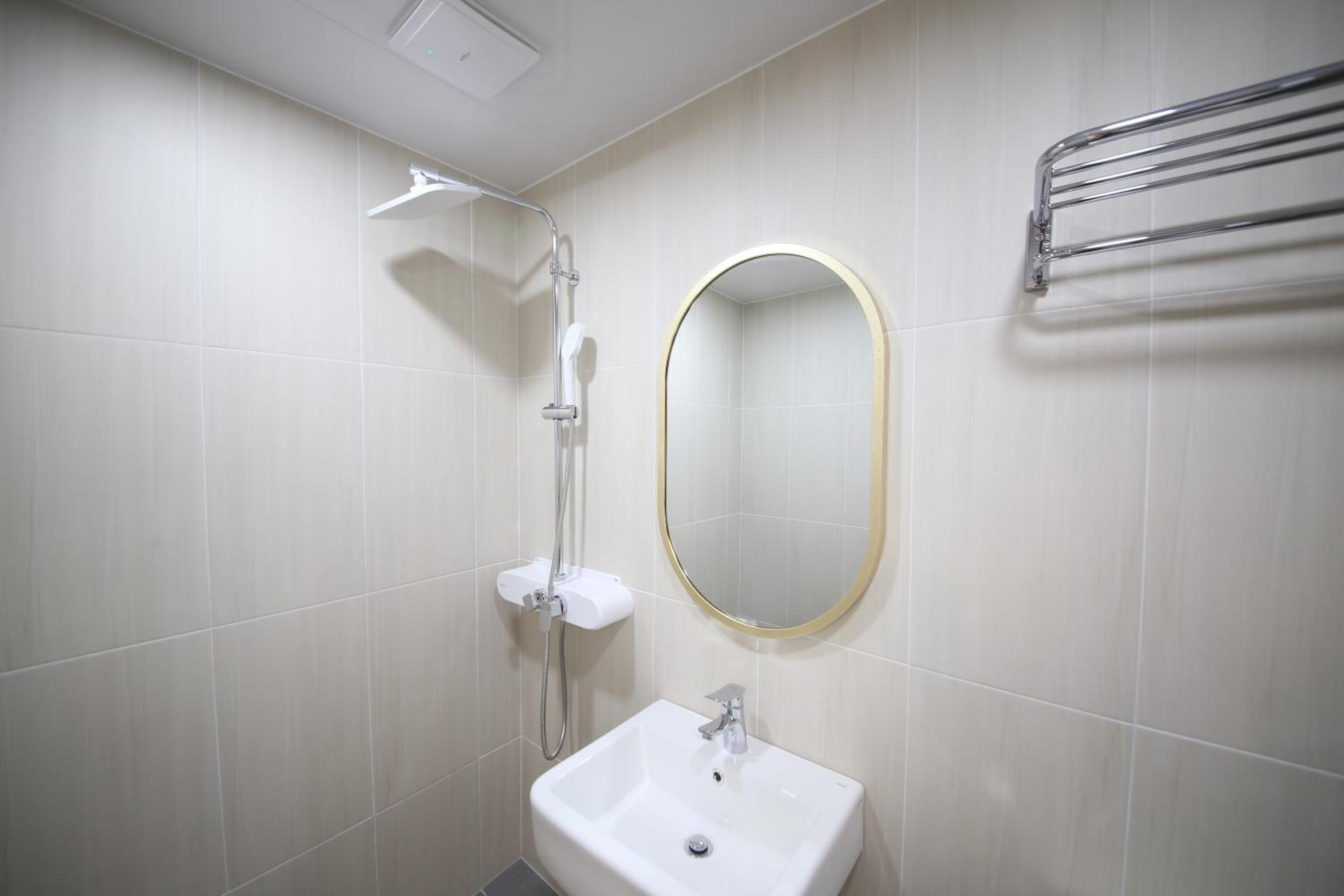 Deluxe Double Room - Photo 5
