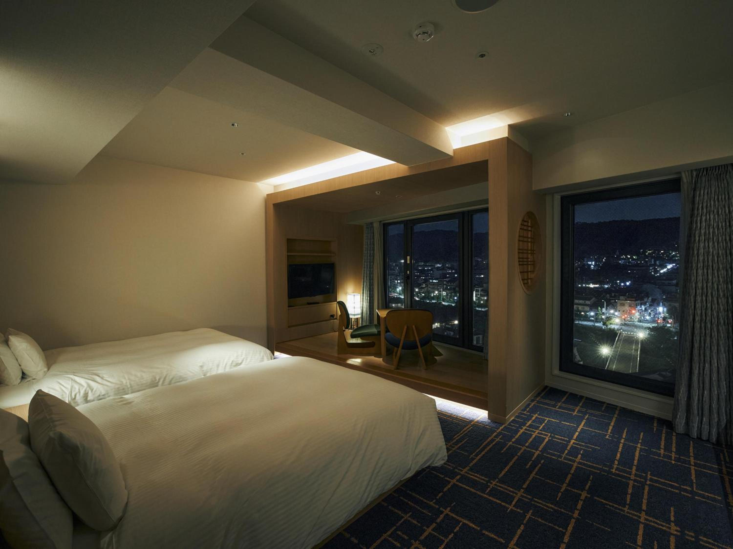 Grand Twin Room with River View - Non-Smoking - Photo 7