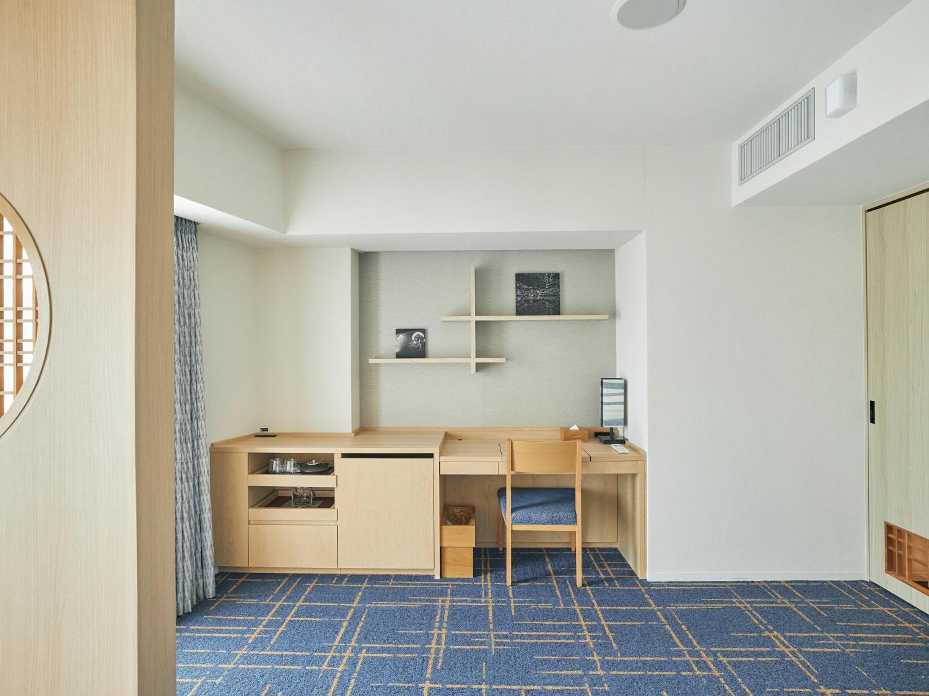 Grand Twin Room with River View - Non-Smoking - Photo 6