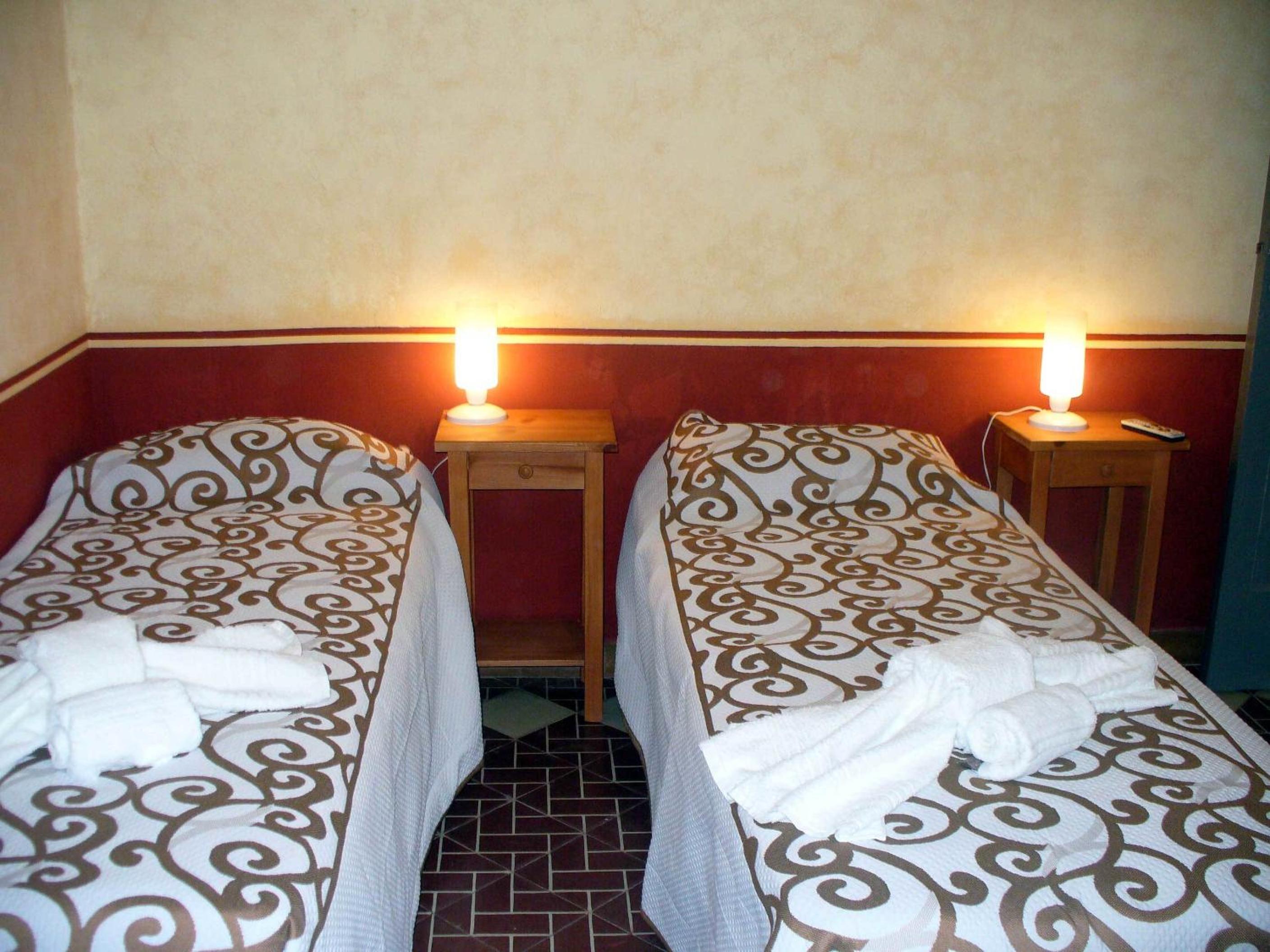 Superior Quadruple Room photo 2
