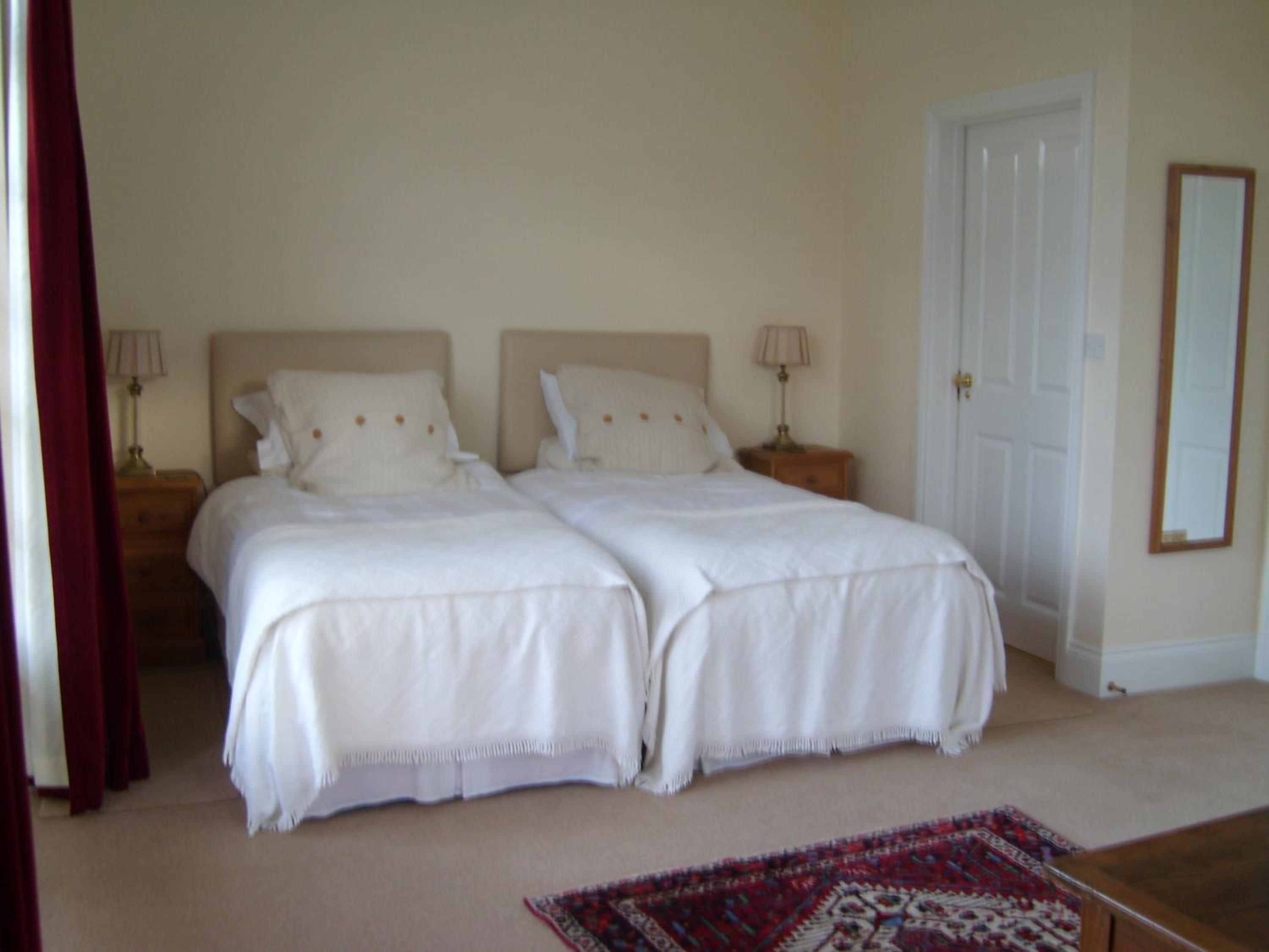 Deluxe Twin Room - Photo 1