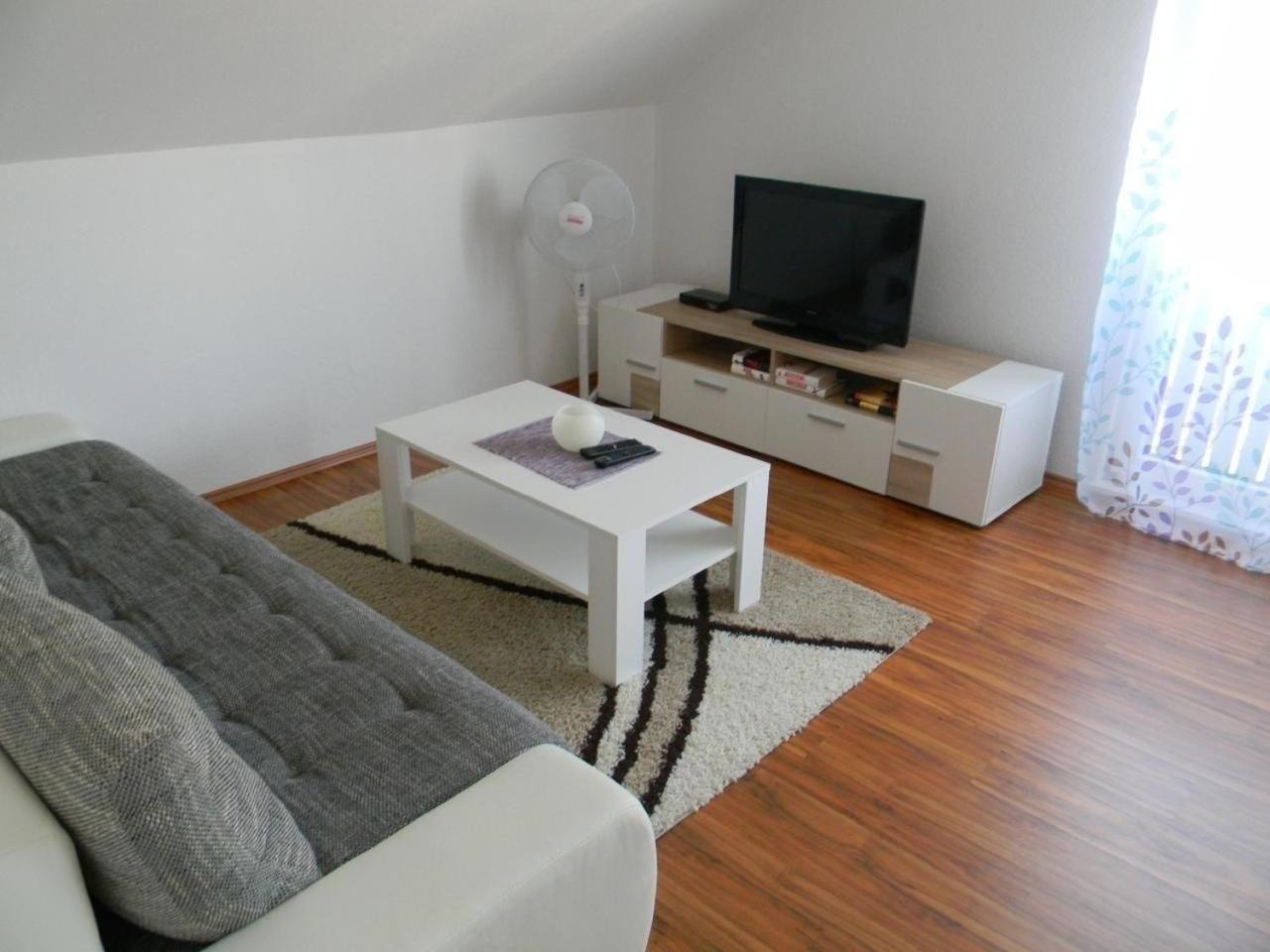 Apartment photo 3