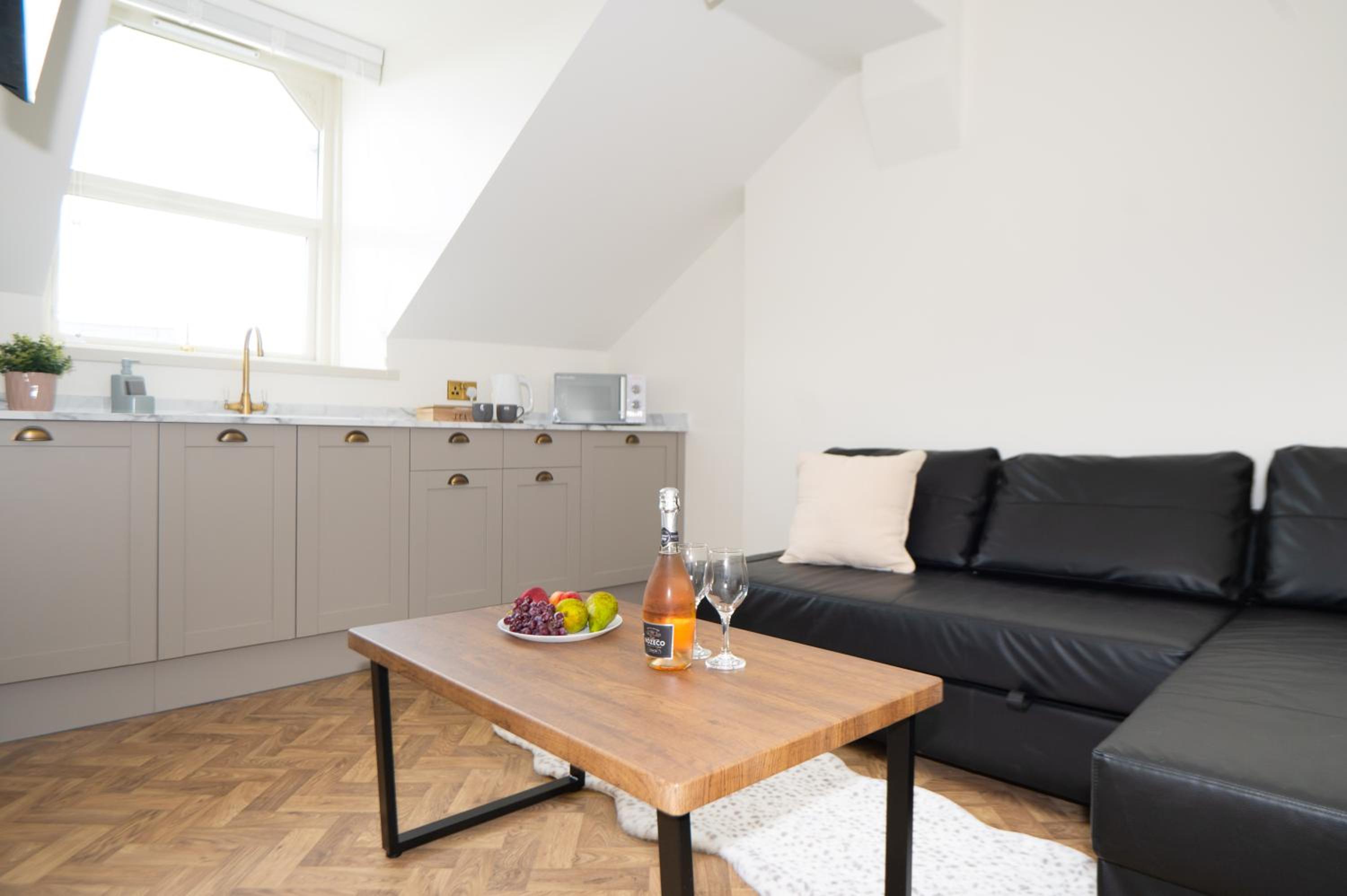 Apartment photo 3