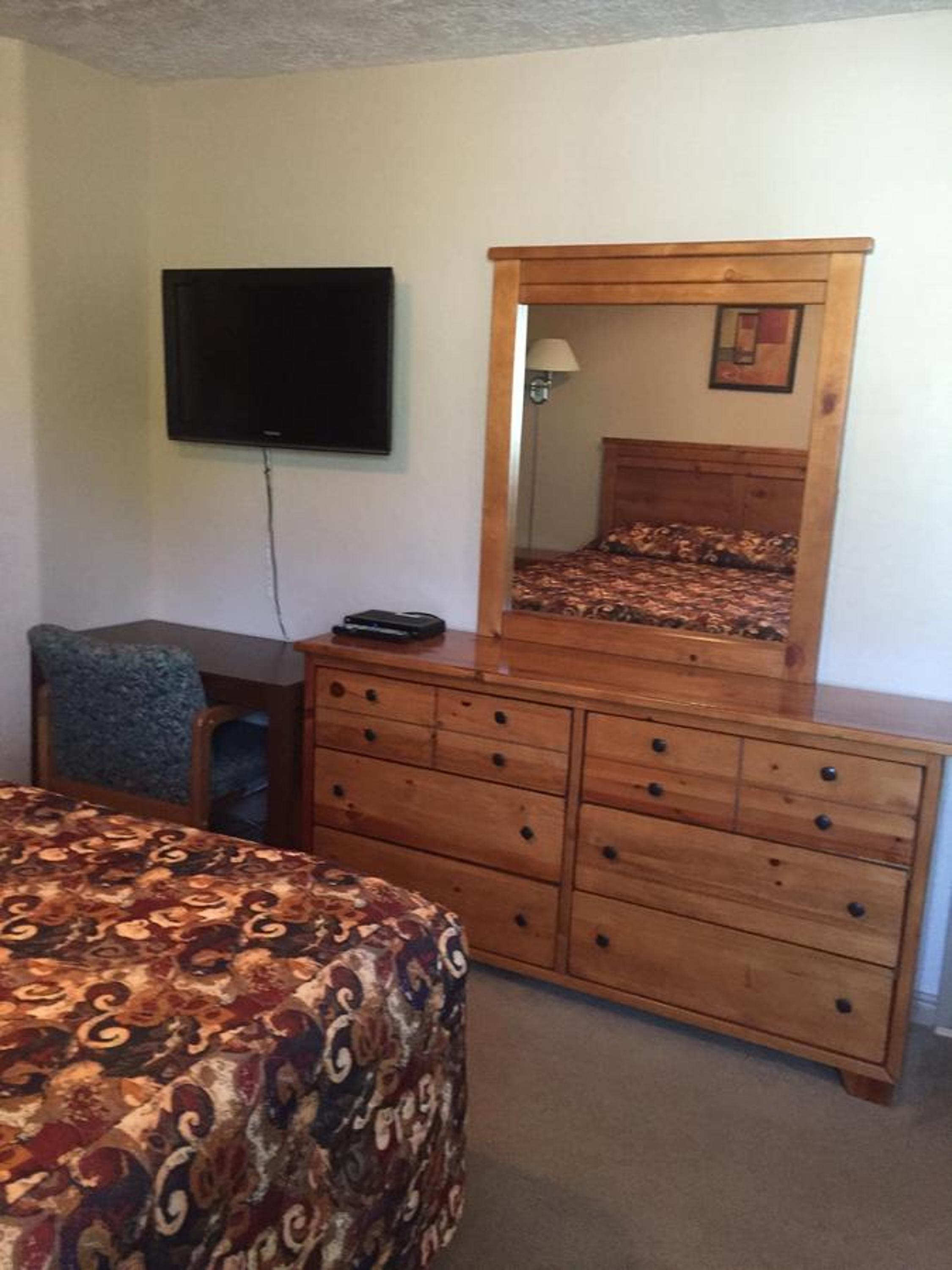 Queen Room photo 3