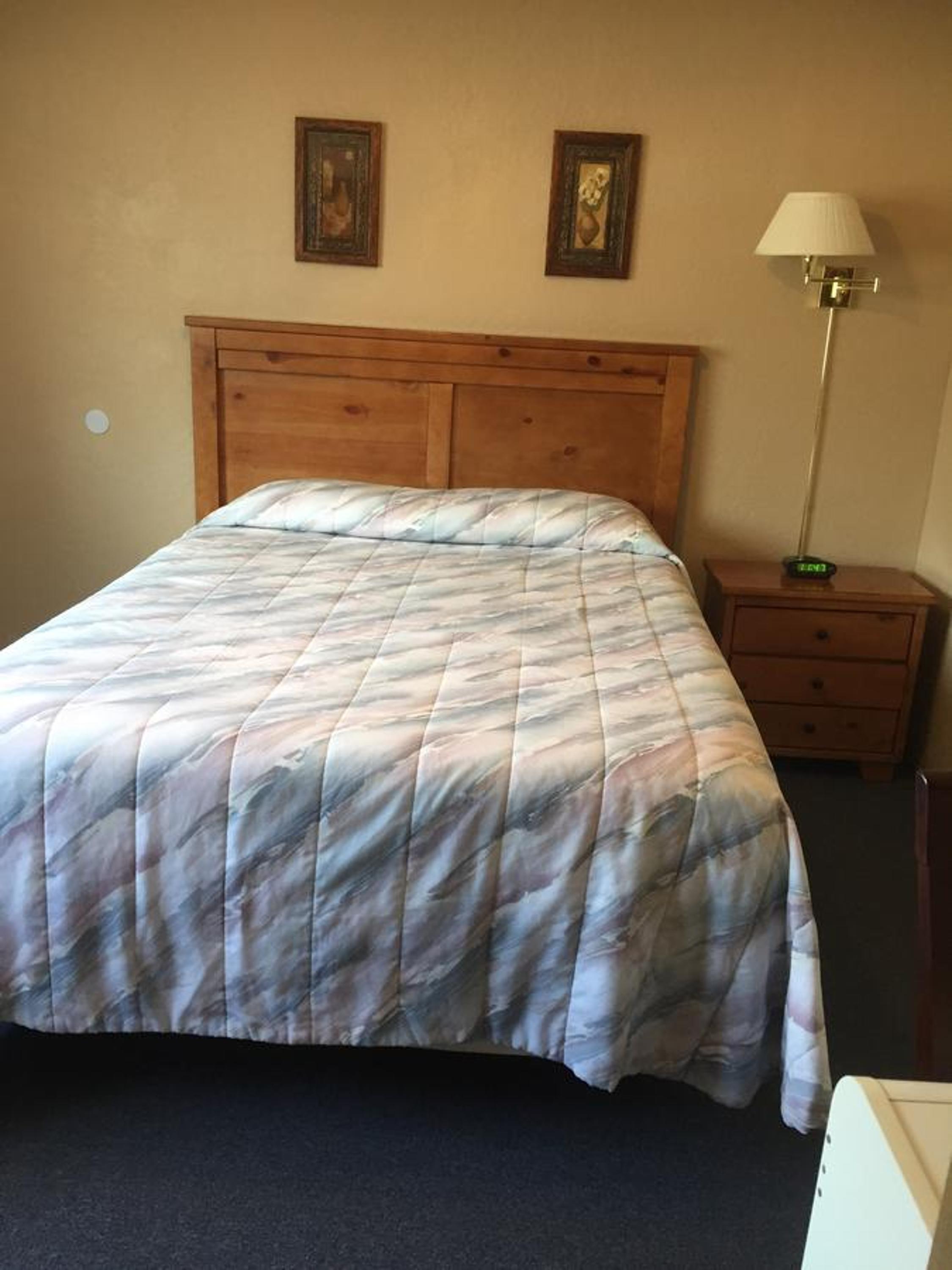 Standard Queen Room photo 1