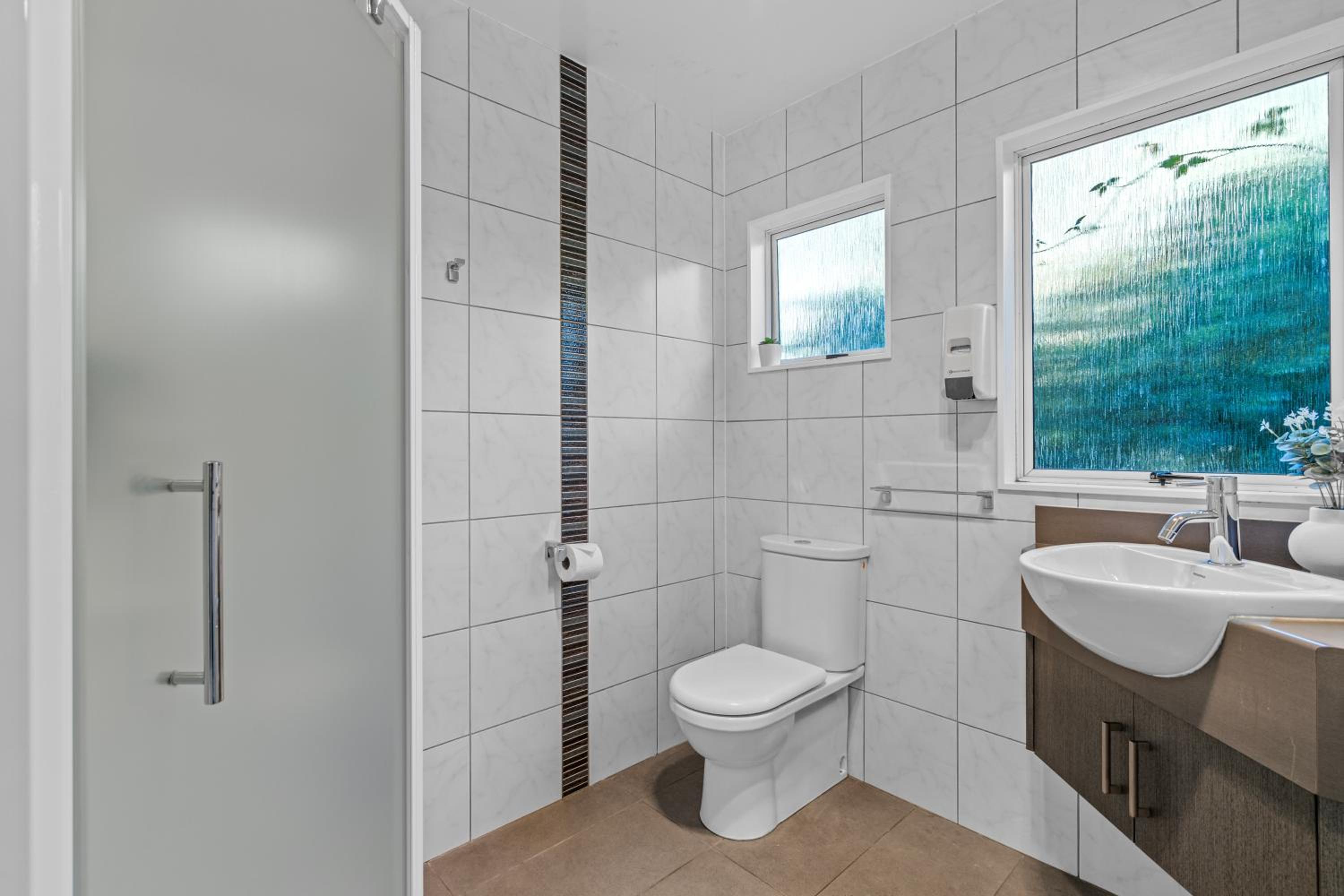 Superior One-Bedroom Apartment (4 Adults) - Photo 7