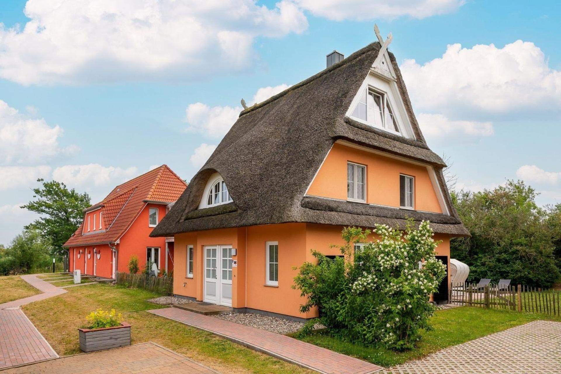 Six-Bedroom Holiday Home photo 2
