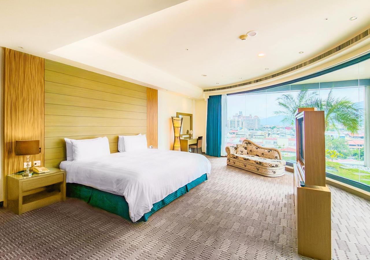 Superior King Room