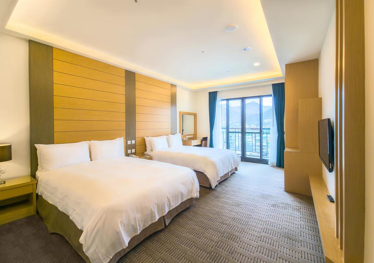 Deluxe Quadruple Room - Photo 2