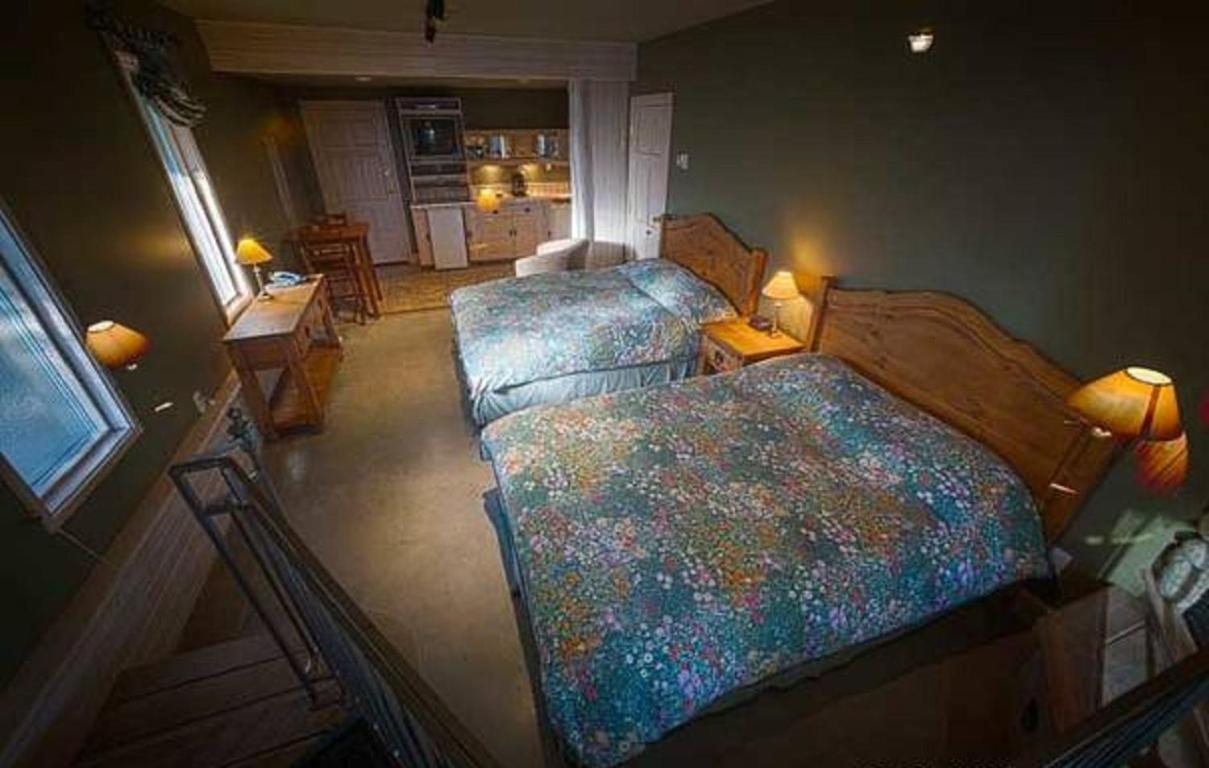 Suite with Lake View photo 2