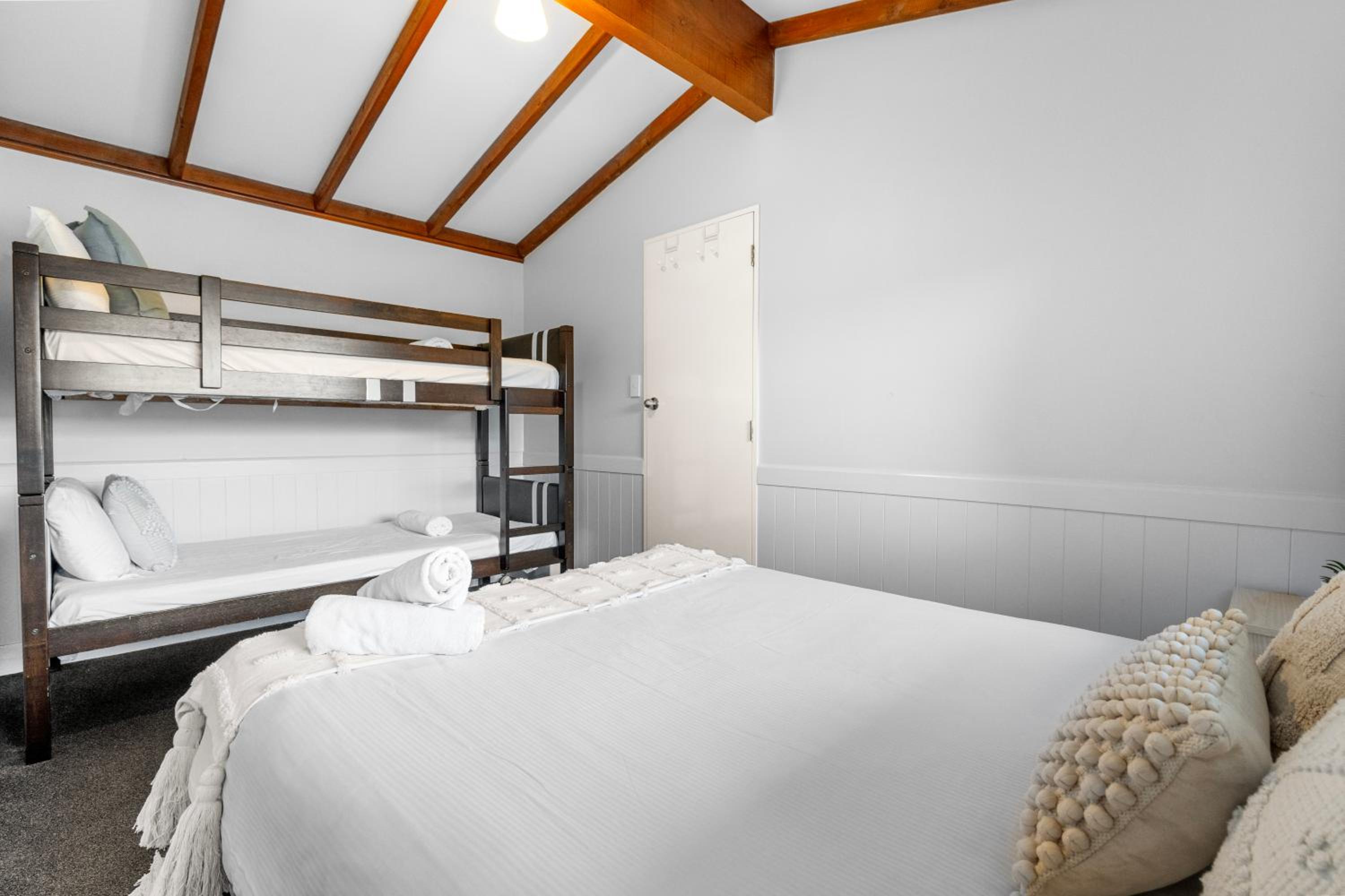 Standard One-Bedroom Apartment - Photo 12