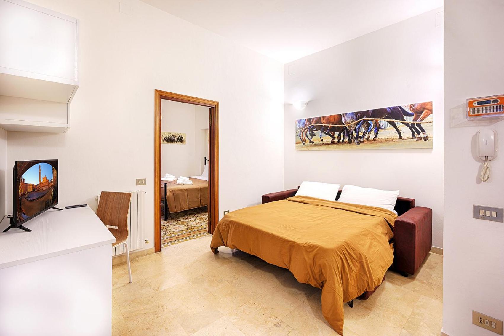 One-Bedroom Apartment - Photo 3